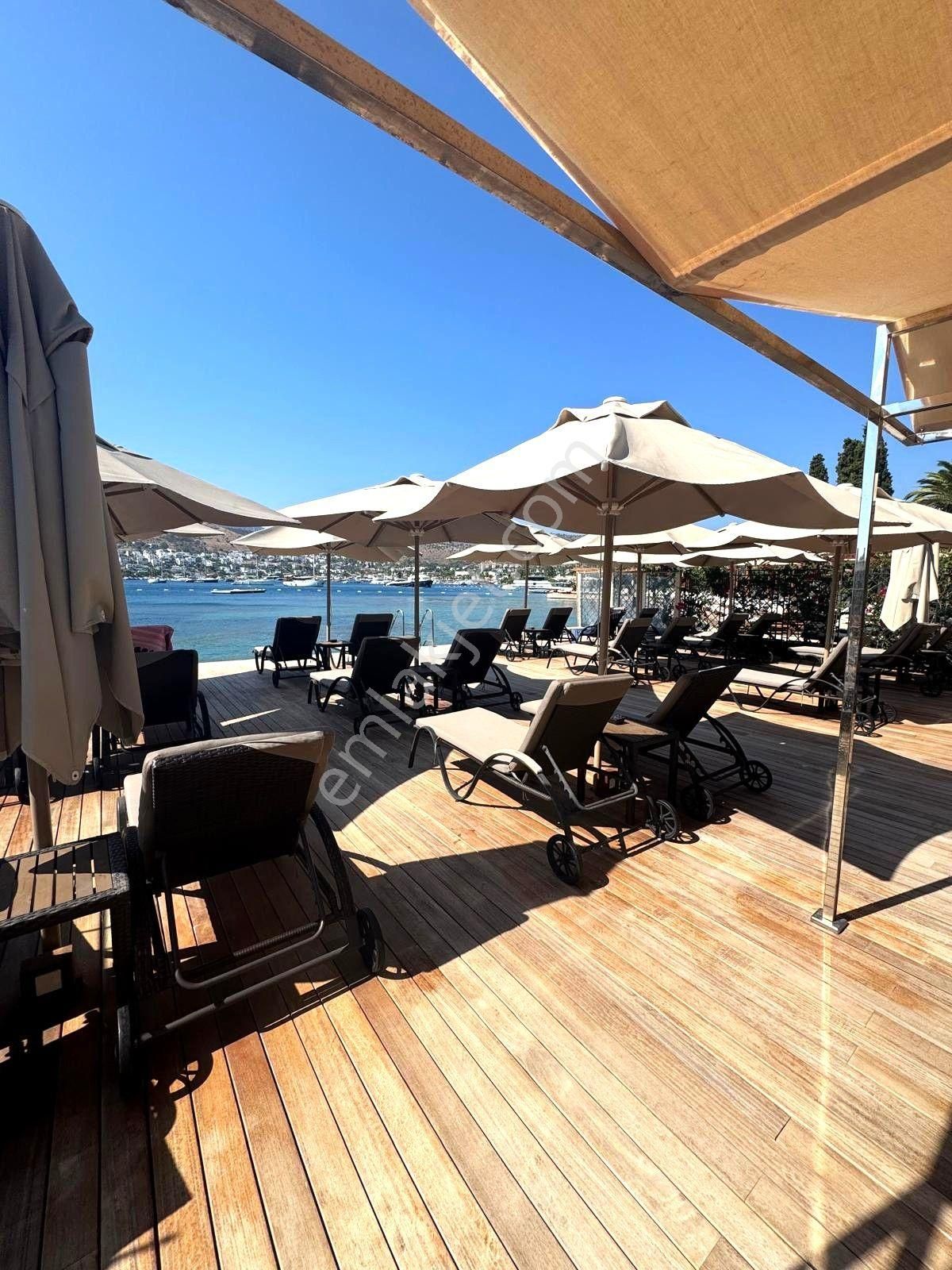 Türkbükü Maçakızına Komşu Satılık Lüks Villa Özel İskeleli - Görsel 32