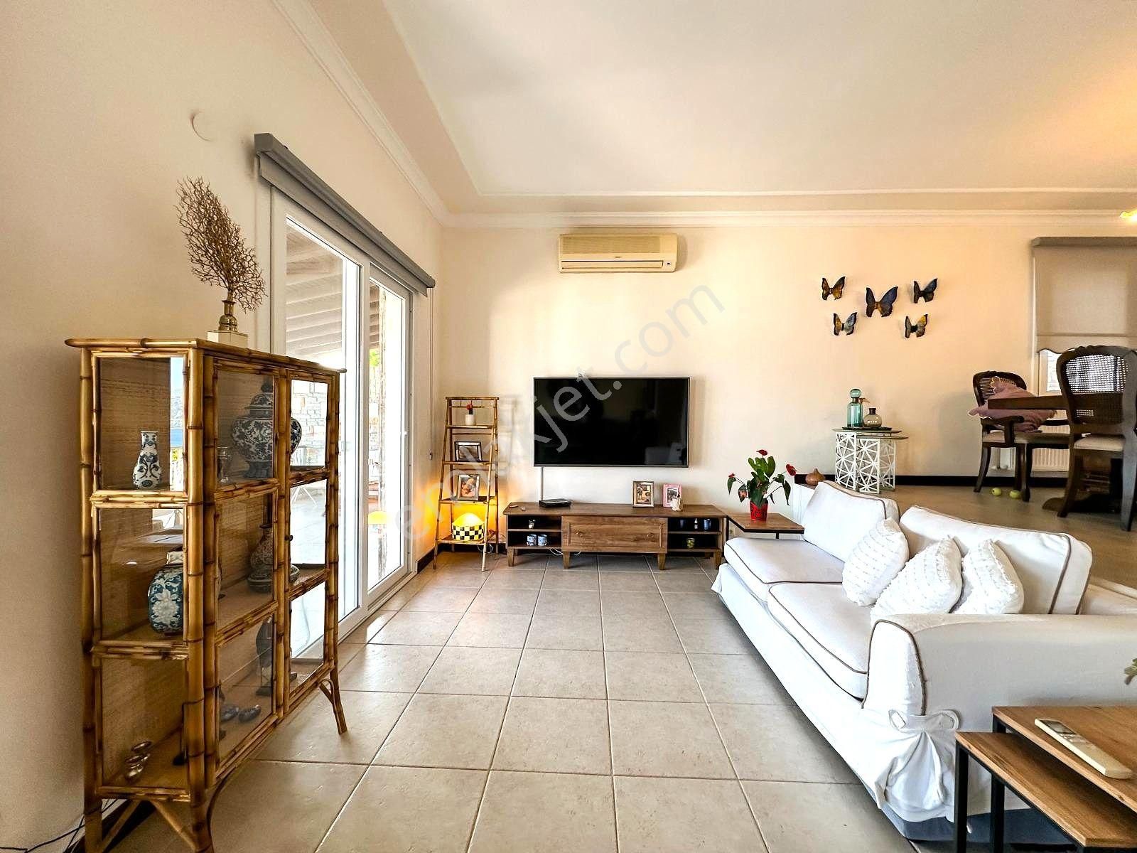 Türkbükü Maçakızına Komşu Satılık Lüks Villa Özel İskeleli - Görsel 17