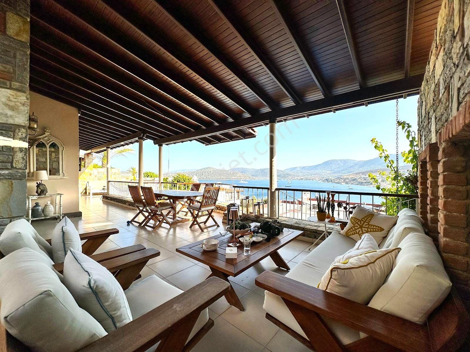 Türkbükü Maçakızına Komşu Satılık Lüks Villa Özel İskeleli - Görsel 9