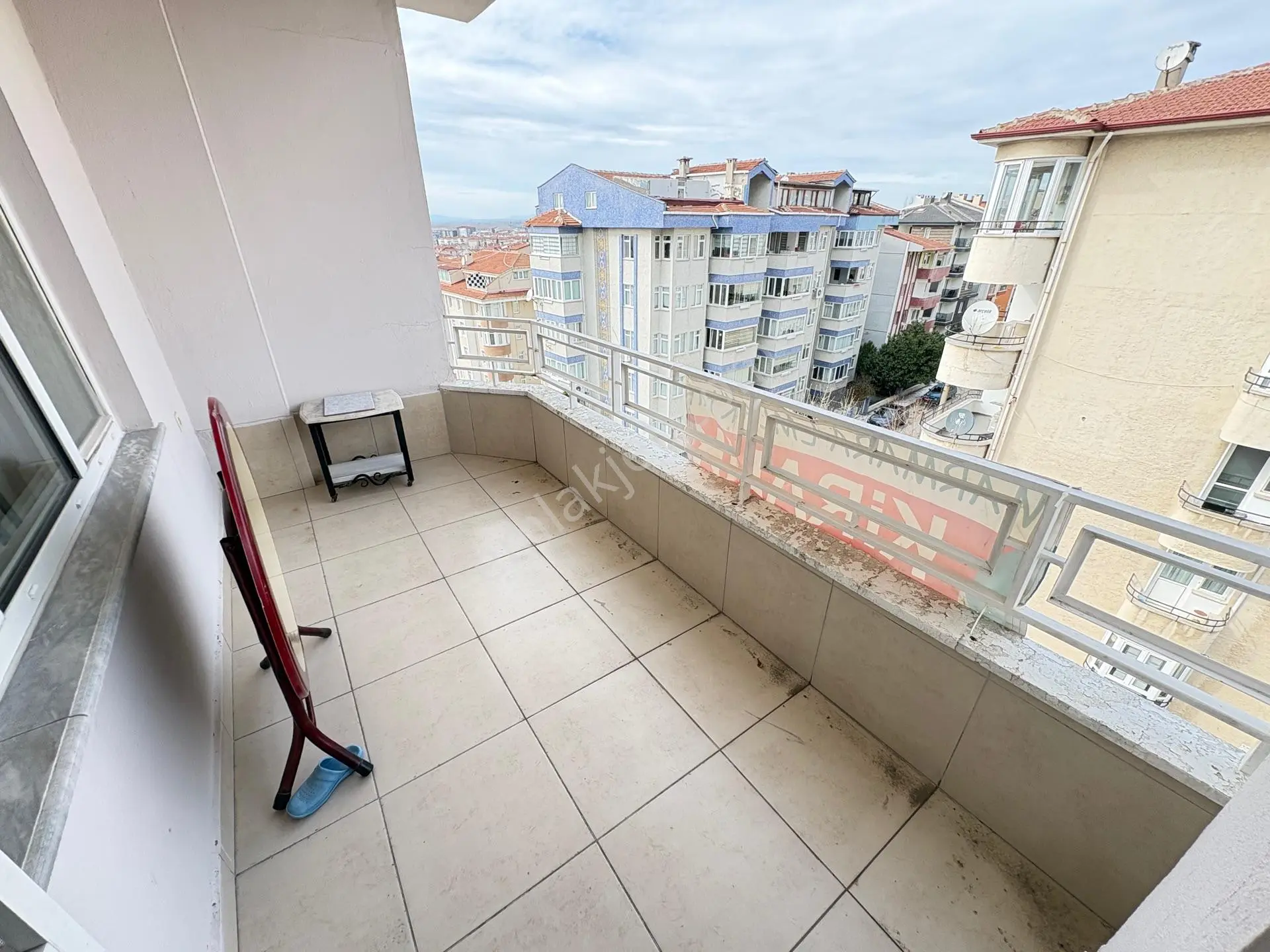 Marmara'dan Fatih Esentepe'de 3+1 Eşyalı Kiralık Daire - Görsel 4