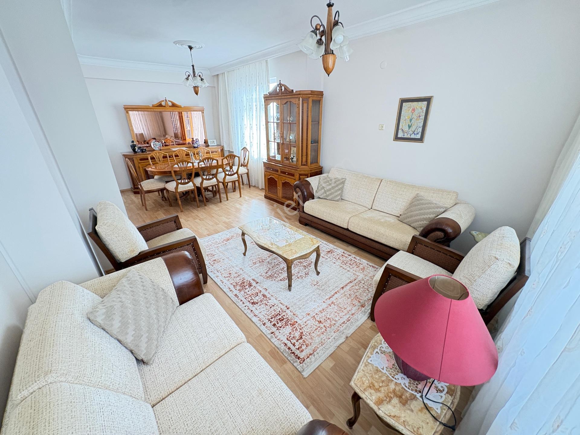 Marmara'dan Fatih Esentepe'de 3+1 Eşyalı Kiralık Daire - Görsel 10