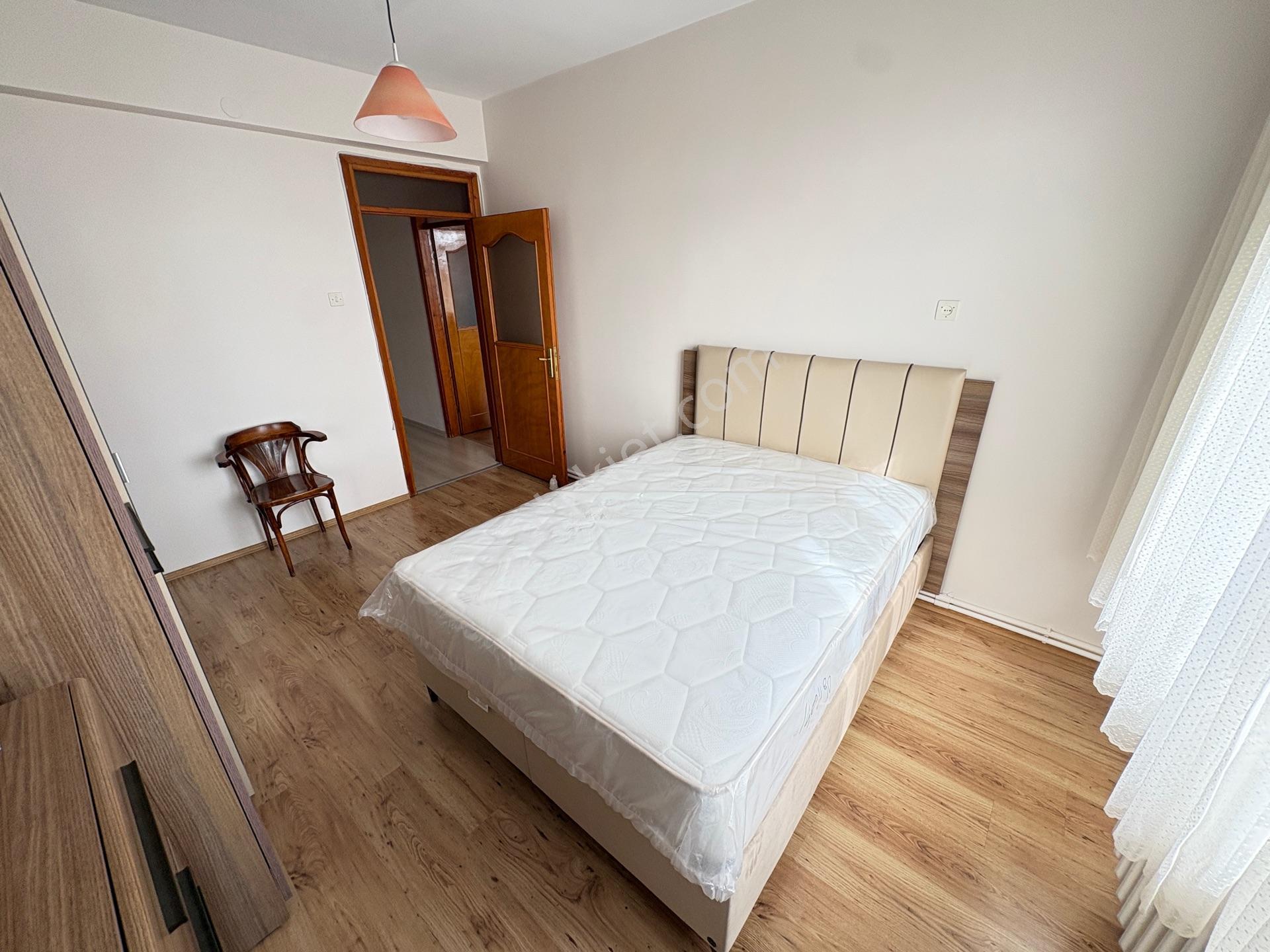 Marmara'dan Fatih Esentepe'de 3+1 Eşyalı Kiralık Daire - Görsel 19