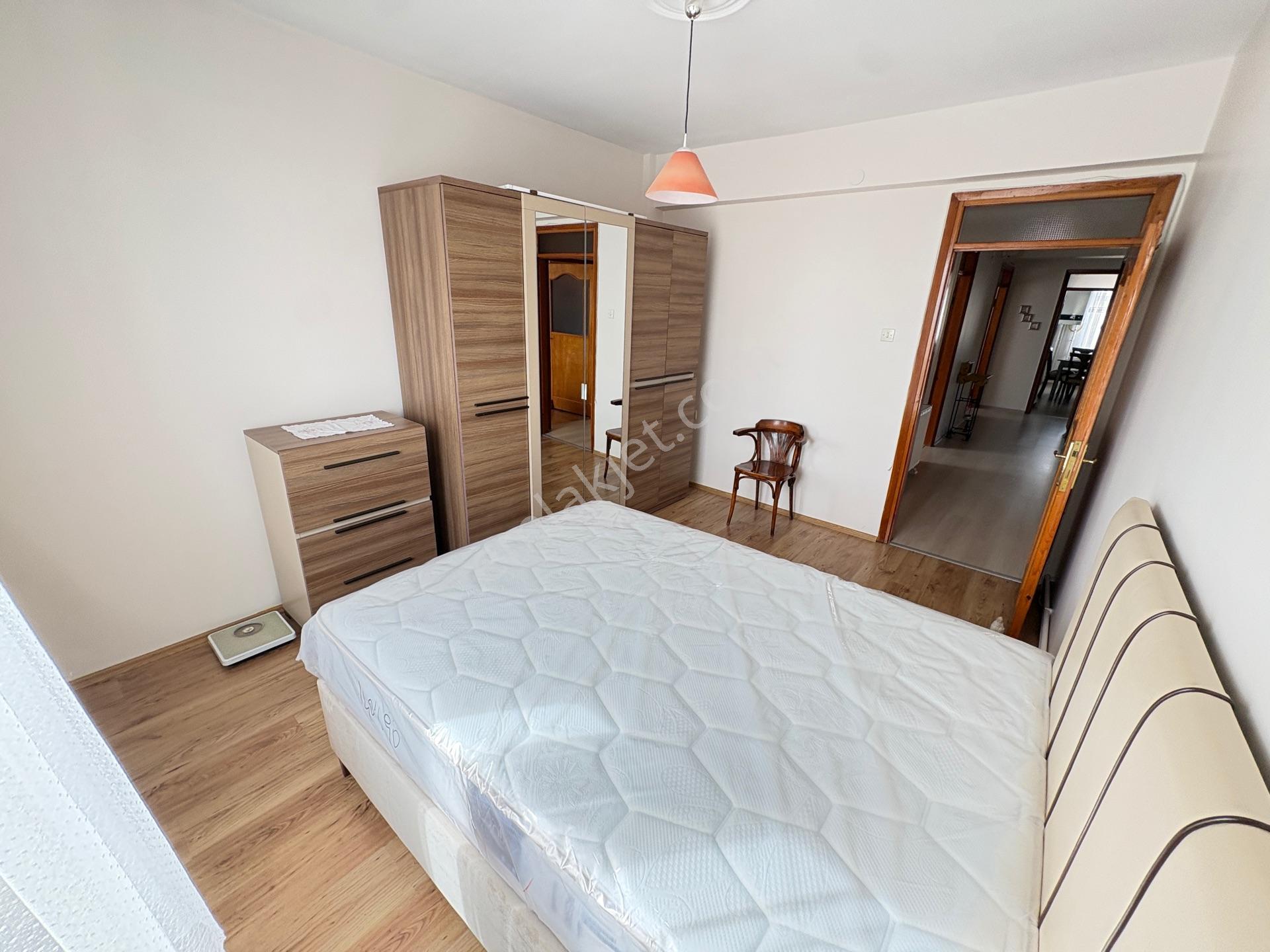 Marmara'dan Fatih Esentepe'de 3+1 Eşyalı Kiralık Daire - Görsel 20
