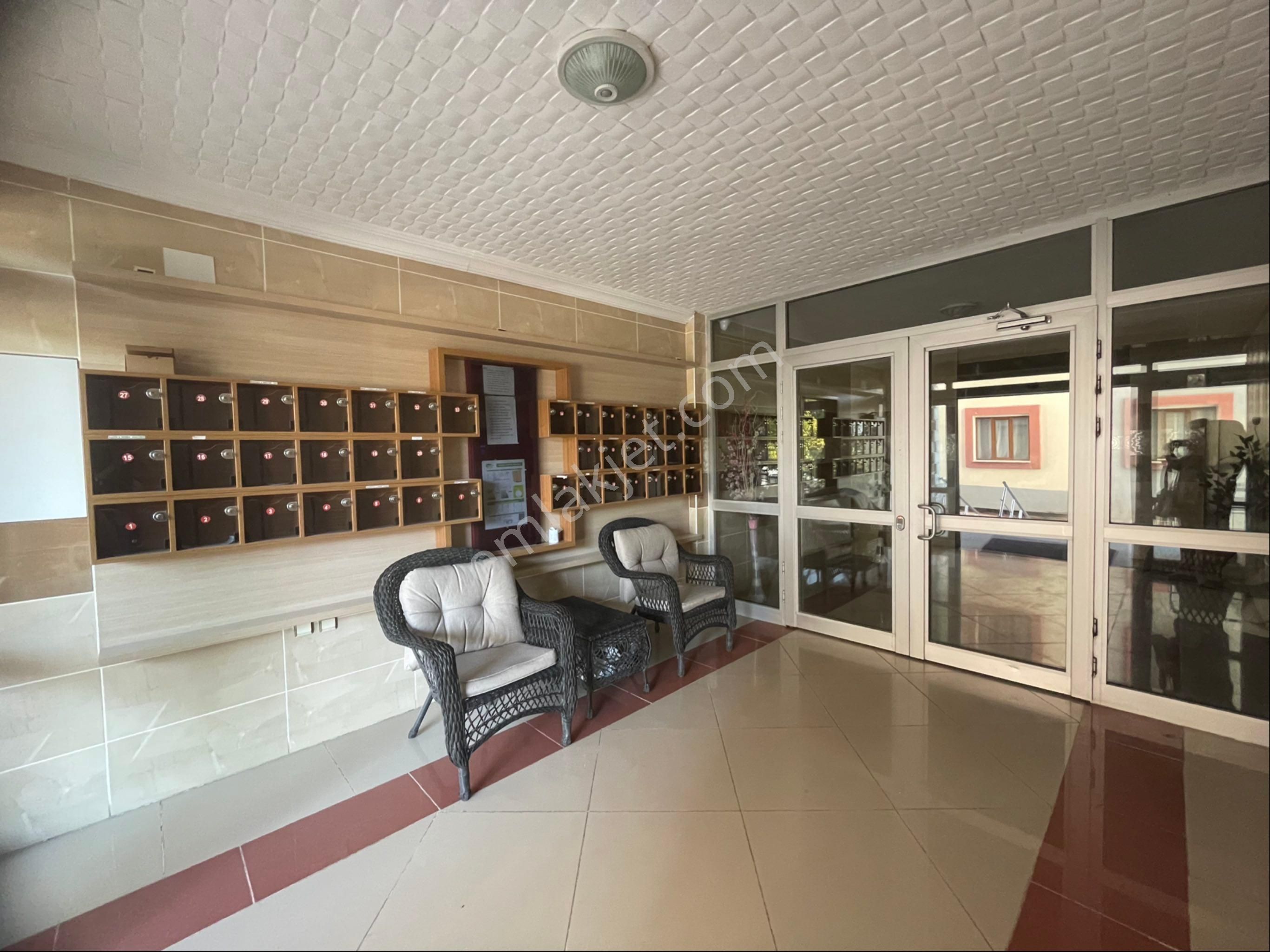 Satılık Daire Niğde Bor Yolu Gök Kuşağı Sitesi 4+1 - Görsel 3