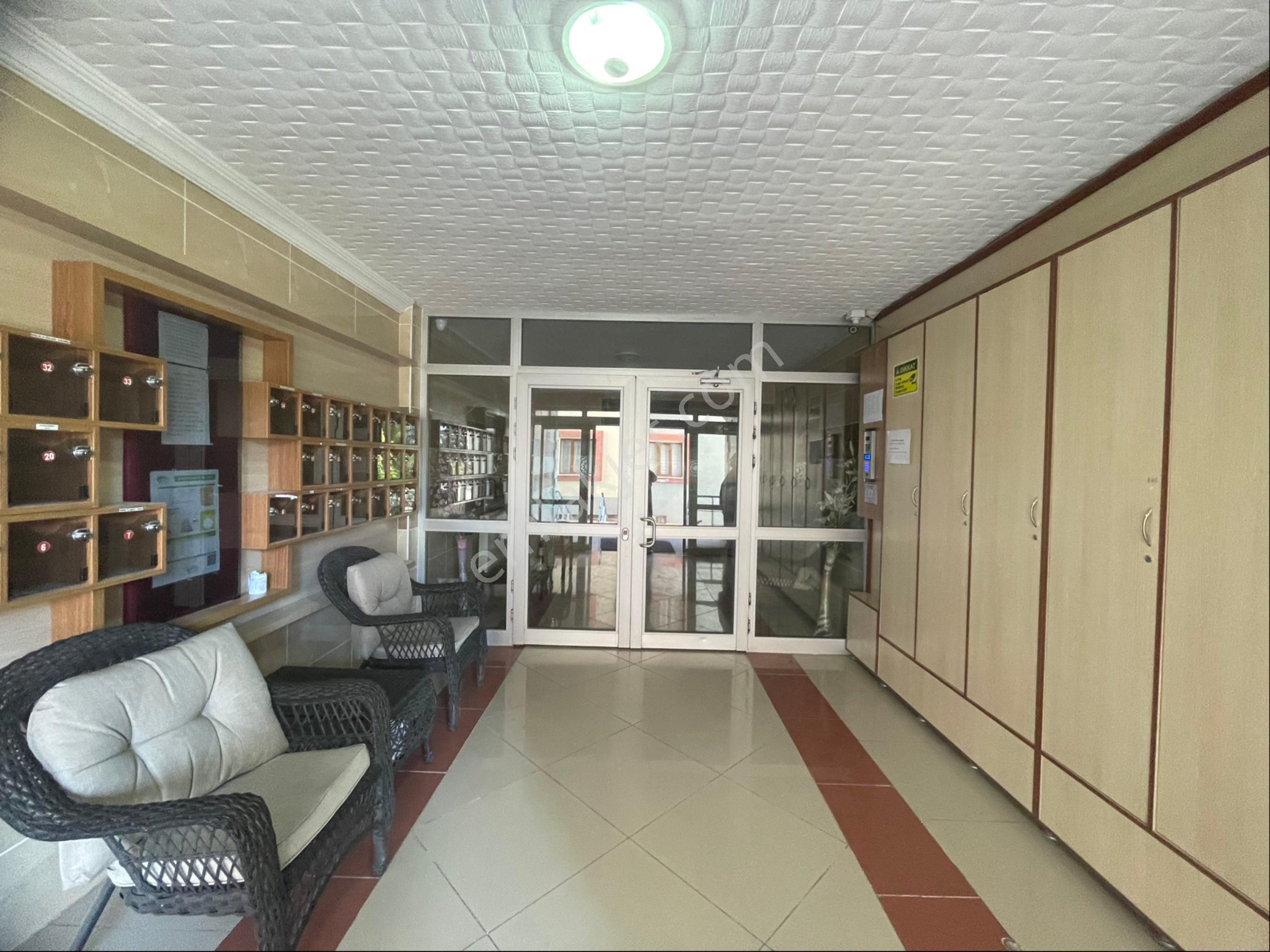 Satılık Daire Niğde Bor Yolu Gök Kuşağı Sitesi 4+1 - Görsel 2