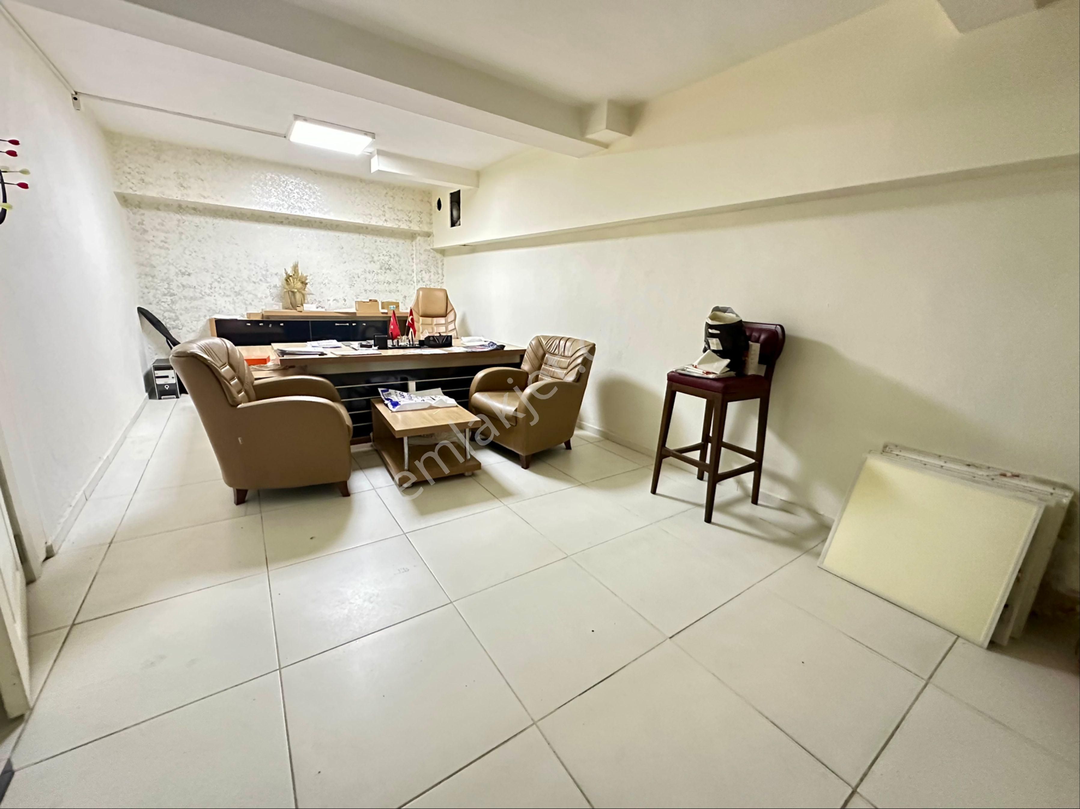 Üçyol Metro’ya Yakın, 5 Yıllık Binada 2 Katlı Kiracılı Dükkan - Görsel 12