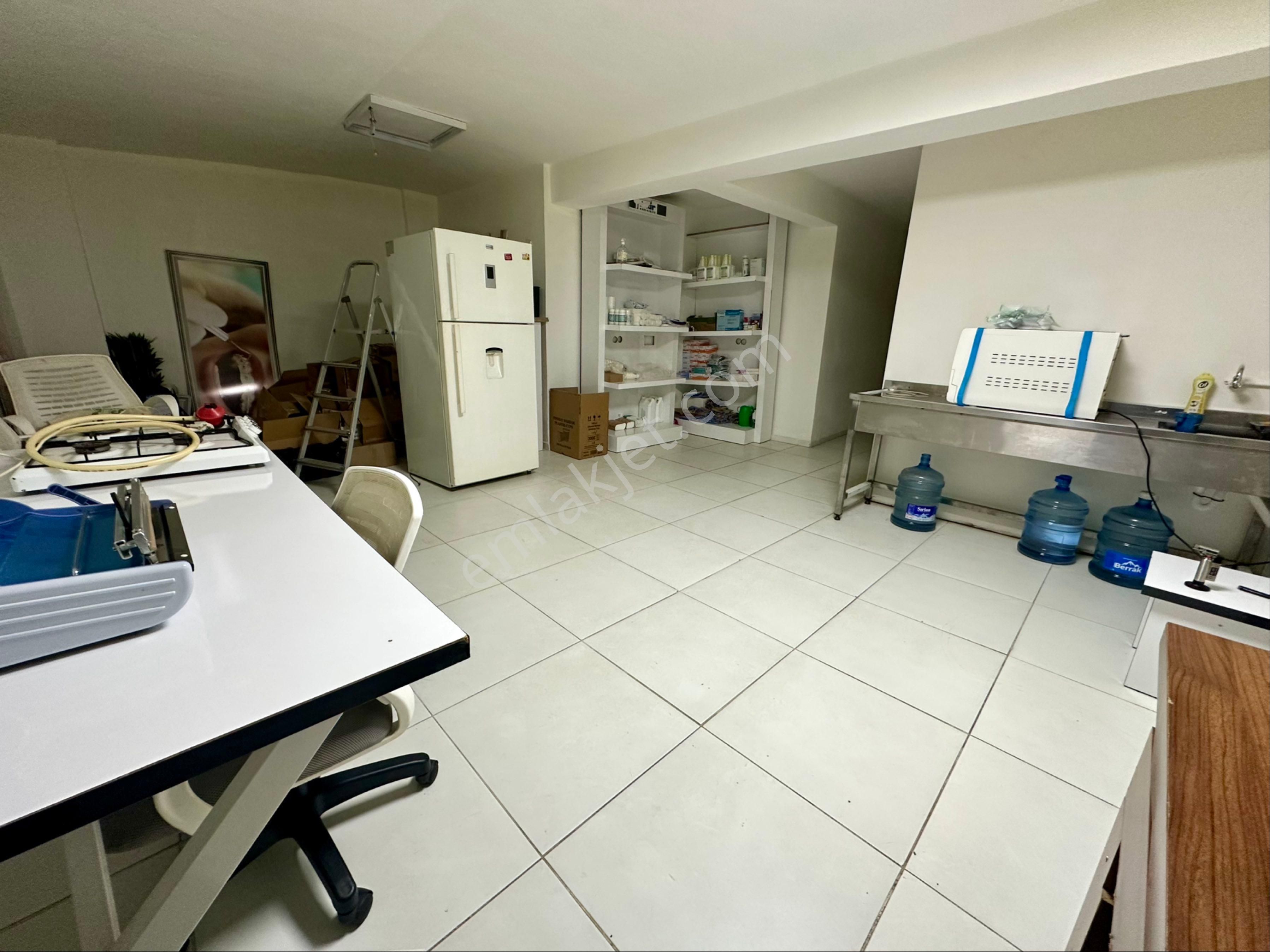 Üçyol Metro’ya Yakın, 5 Yıllık Binada 2 Katlı Kiracılı Dükkan - Görsel 14