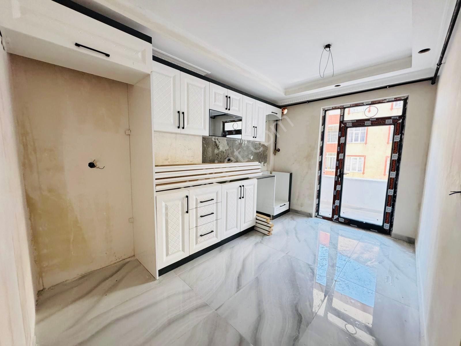 Özgür İnşaat'tan 75.yıl Mah Cadde Üzerinde 3+1 125m2 Sıfır 3.kat - Görsel 13