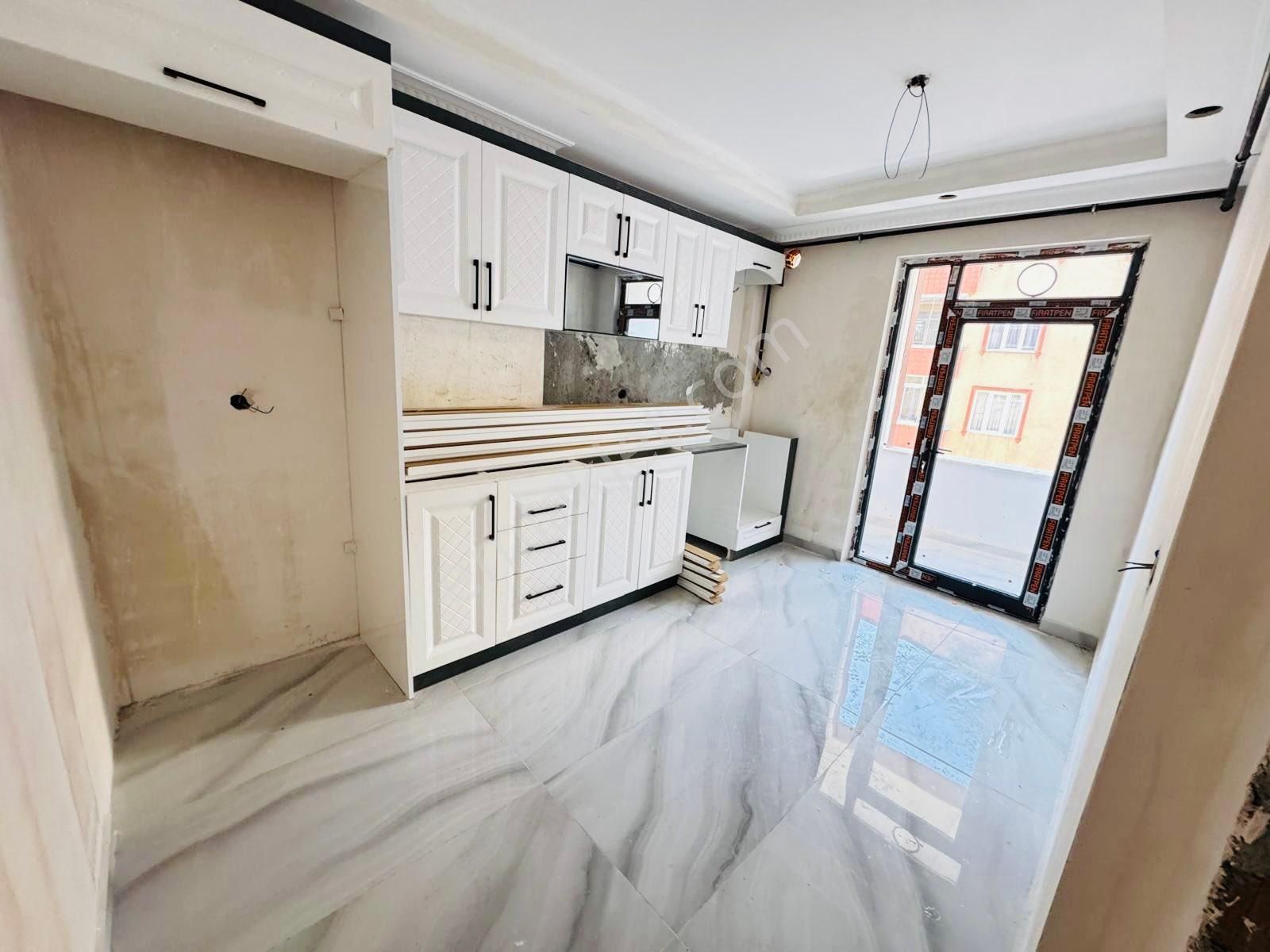 Özgür İnşaat'tan 75.yıl Mah Cadde Üzerinde 3+1 125m2 Sıfır 3.kat - Görsel 3