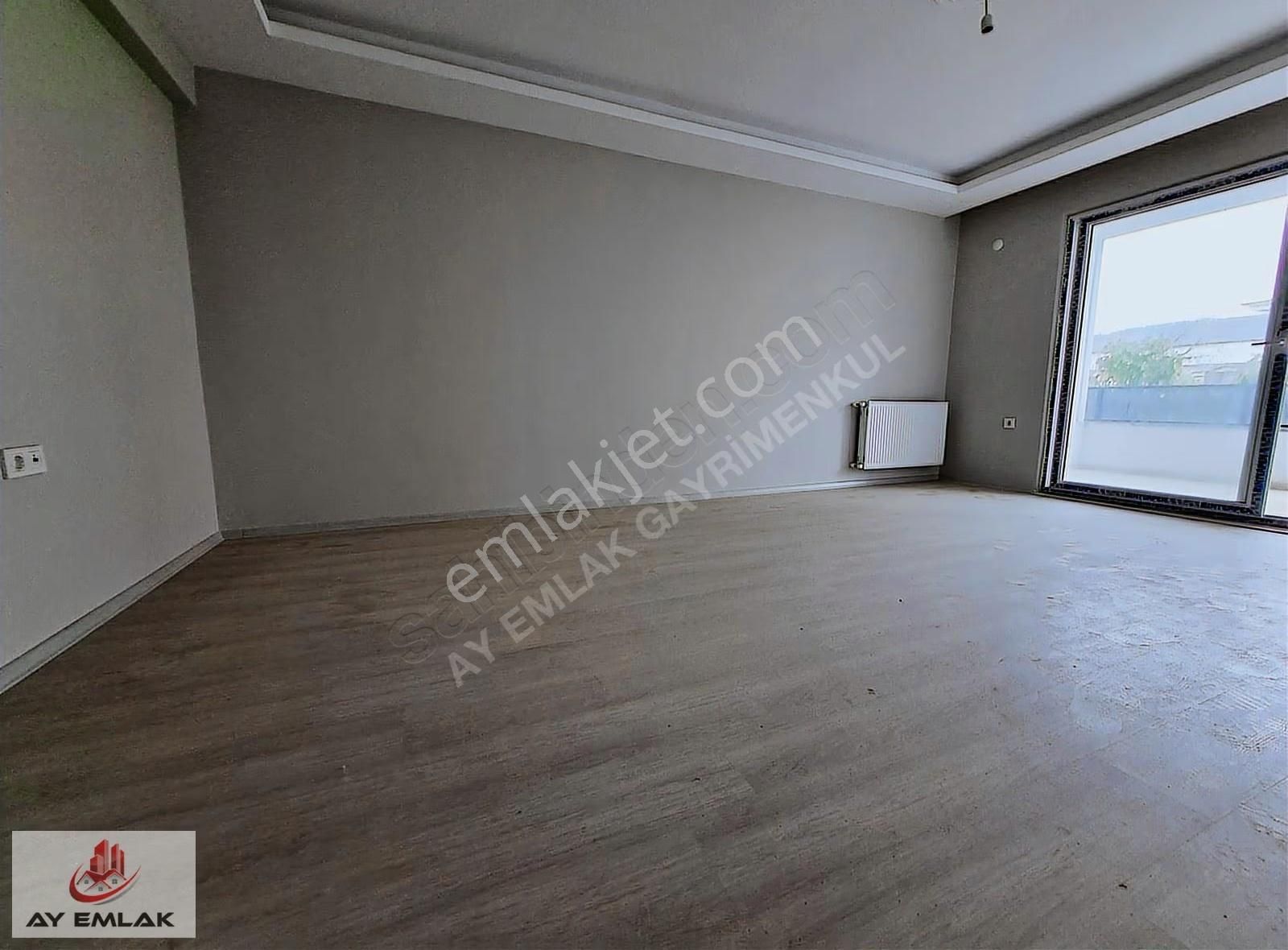 Ay Emlak'tan Denize 100 Metre Mesafede 2+1 Daire - Görsel 11