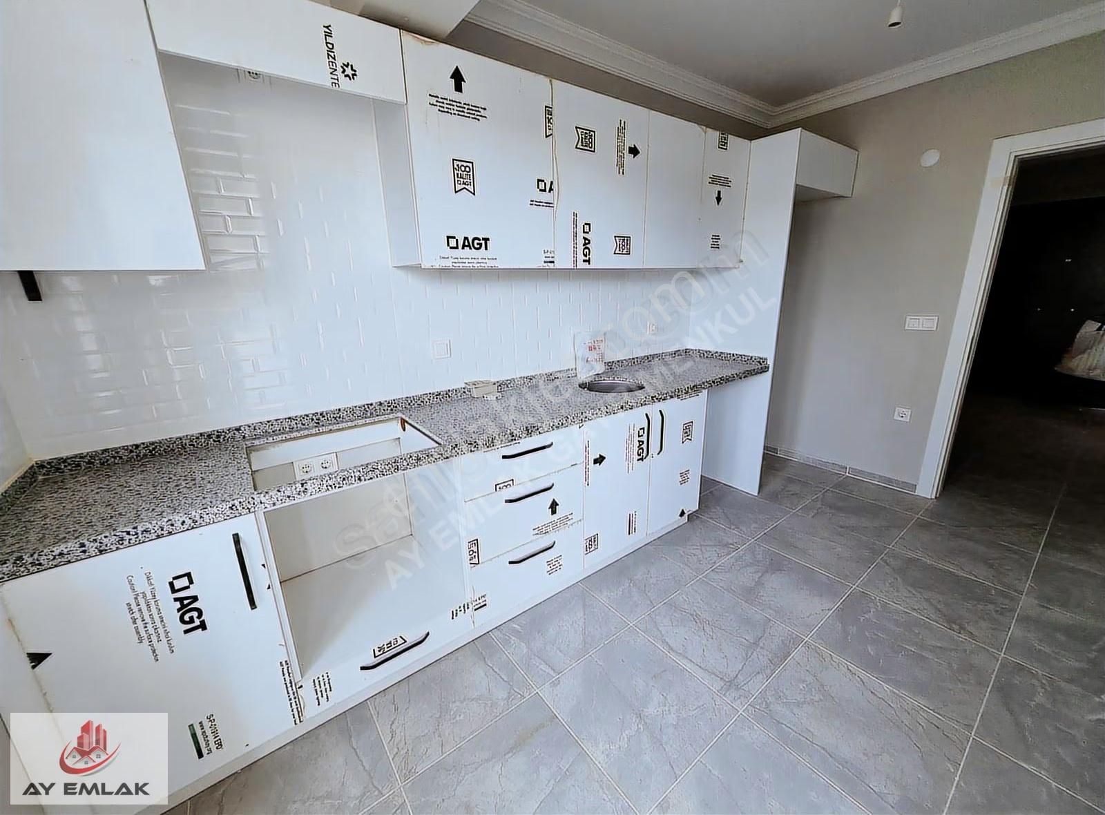 Ay Emlak'tan Denize 100 Metre Mesafede 2+1 Daire - Görsel 33