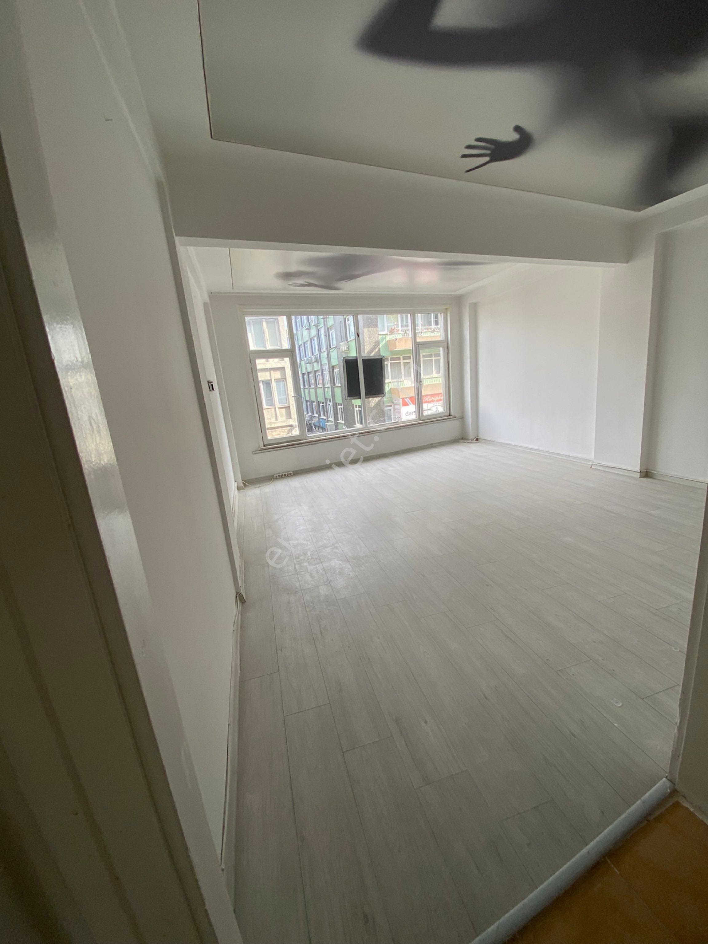 Bahariye - General Asım Gündüz Cad Üzerinde Hem Ev Hem Ofis Olabilecek Tabela Değeri Yüksek Kiralık - Görsel 5