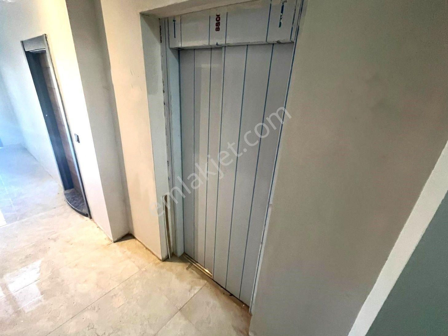 Edremit Kadıköy'de Aygülden Sıfır Kaçmaz Bir Fırsat Daha Arakat Ön Cephe Asansörlü 2+1 Satılık Daire - Görsel 32