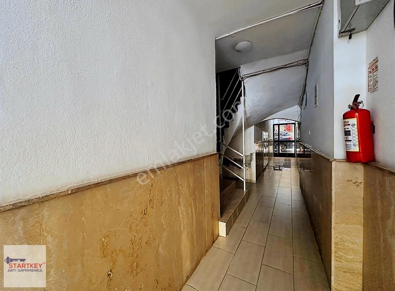 Karşıyaka Da Full Tadilatlı Asansörlü Satılık 2+1 Daire - Görsel 7