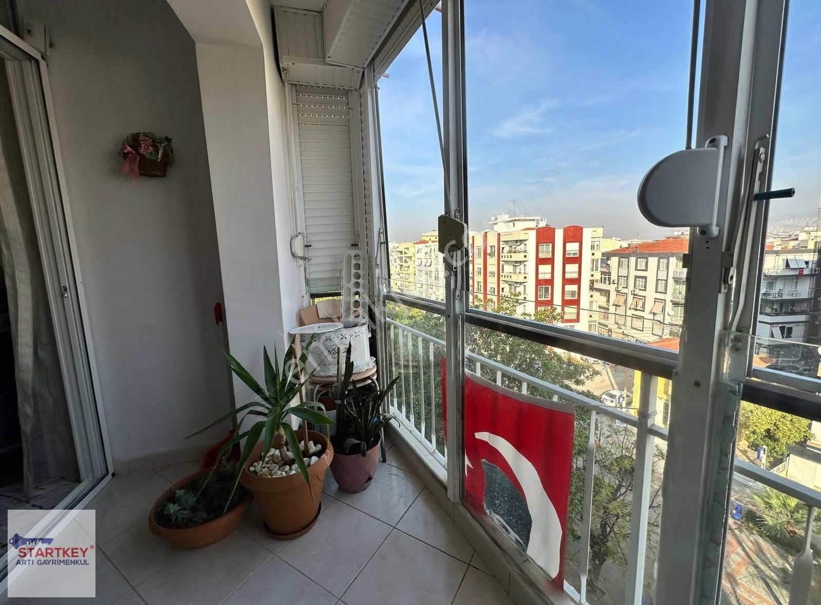 Karşıyaka Da Full Tadilatlı Asansörlü Satılık 2+1 Daire - Görsel 21