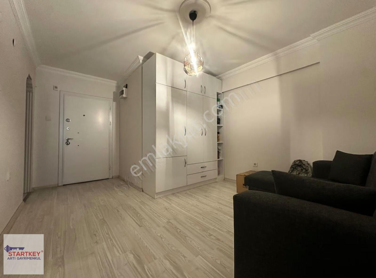 Alsancak Merkezde Doktorlar Sitesinde Satılık 1+1 Daire - Görsel 4