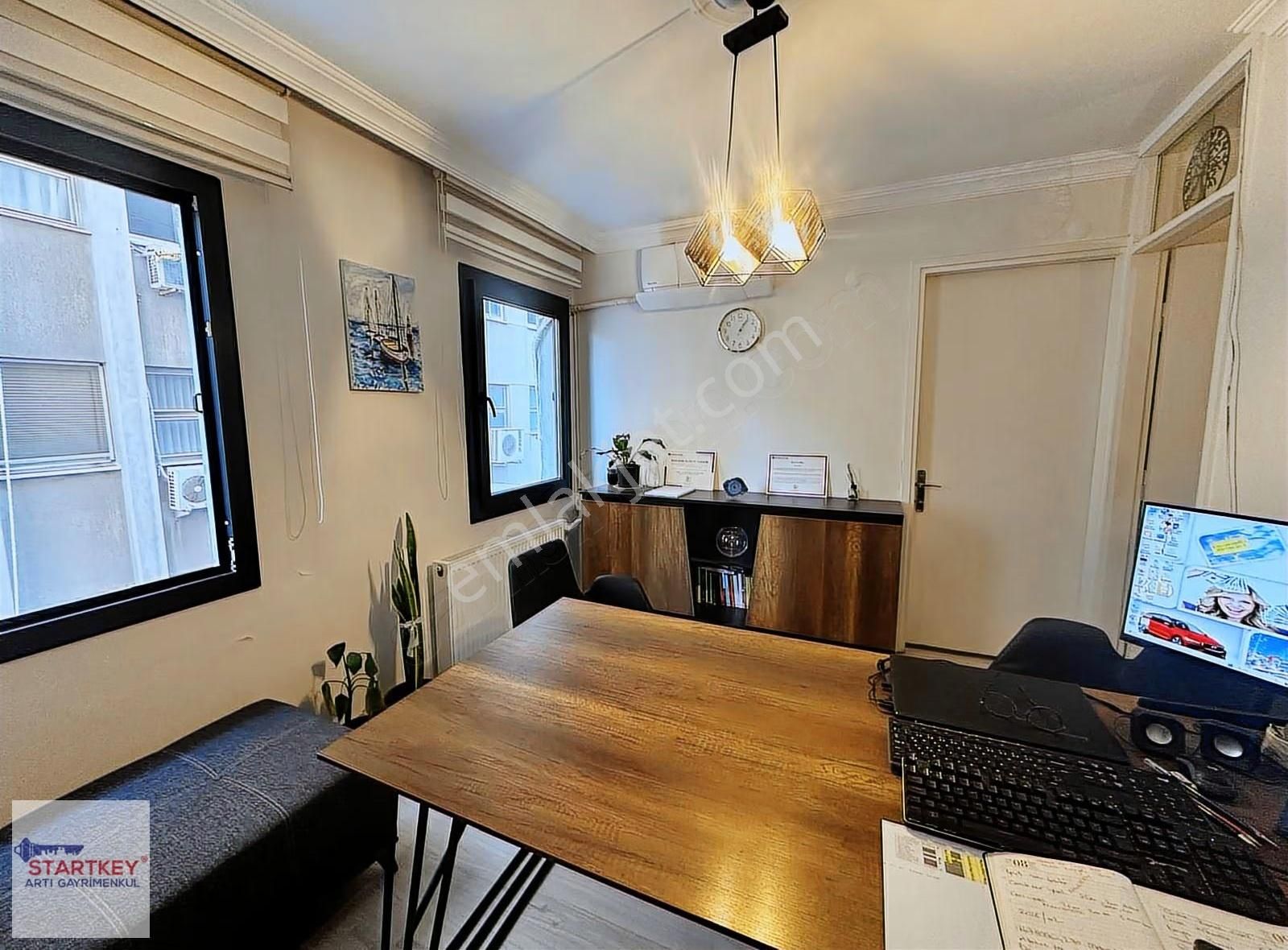 Alsancak Merkezde Doktorlar Sitesinde Satılık 1+1 Daire - Görsel 8