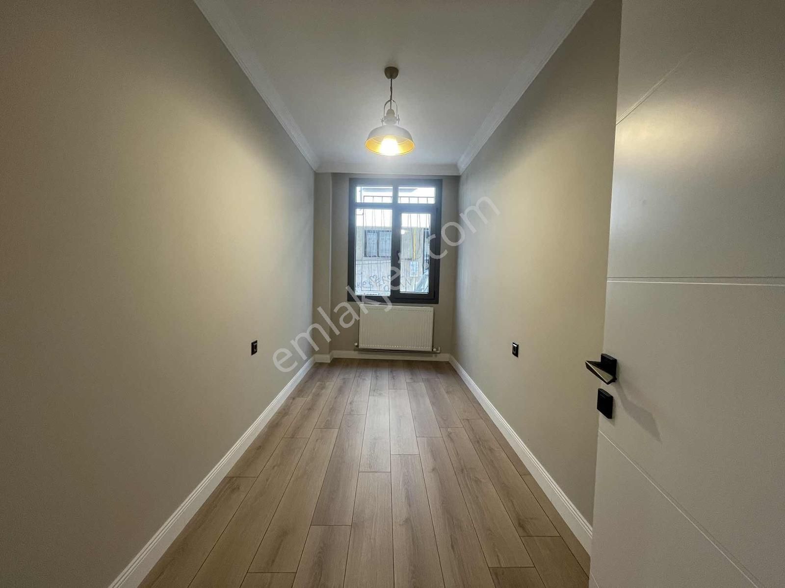 Hatay Karakolu Altı 222 Sok. Üzerinde Düz Ayak 3+1 Teraslı Daire - Görsel 22
