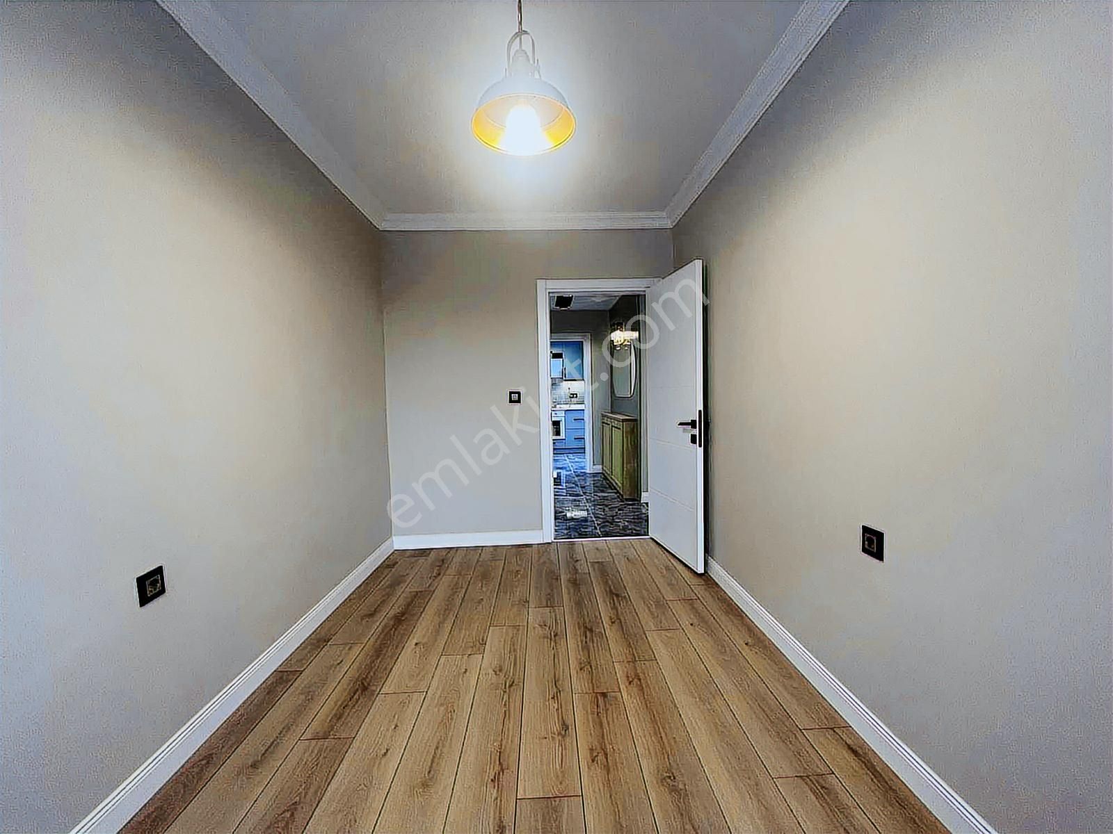 Hatay Karakolu Altı 222 Sok. Üzerinde Düz Ayak 3+1 Teraslı Daire - Görsel 21