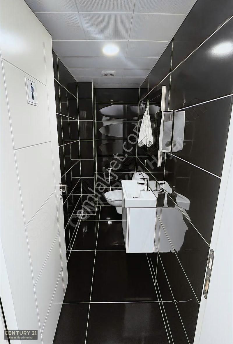 Torbalı Ertuğrul'da Geniş Bahçeli Lüks Villa-ticari Uygun - Görsel 16