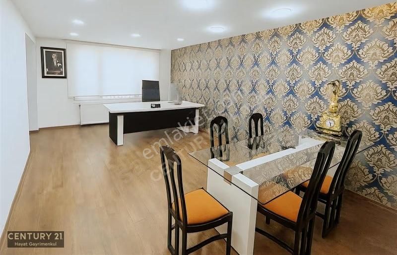 Torbalı Ertuğrul'da Geniş Bahçeli Lüks Villa-ticari Uygun - Görsel 24