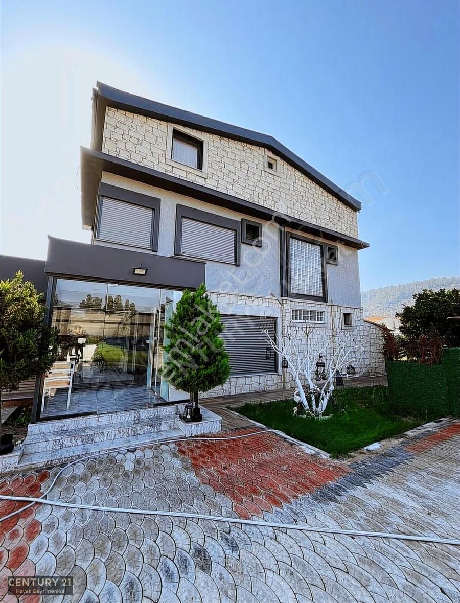 Ahmetbeyli'de Doğanın Kalbinde Mandalina Kokulu Lüks Villa - Görsel 9