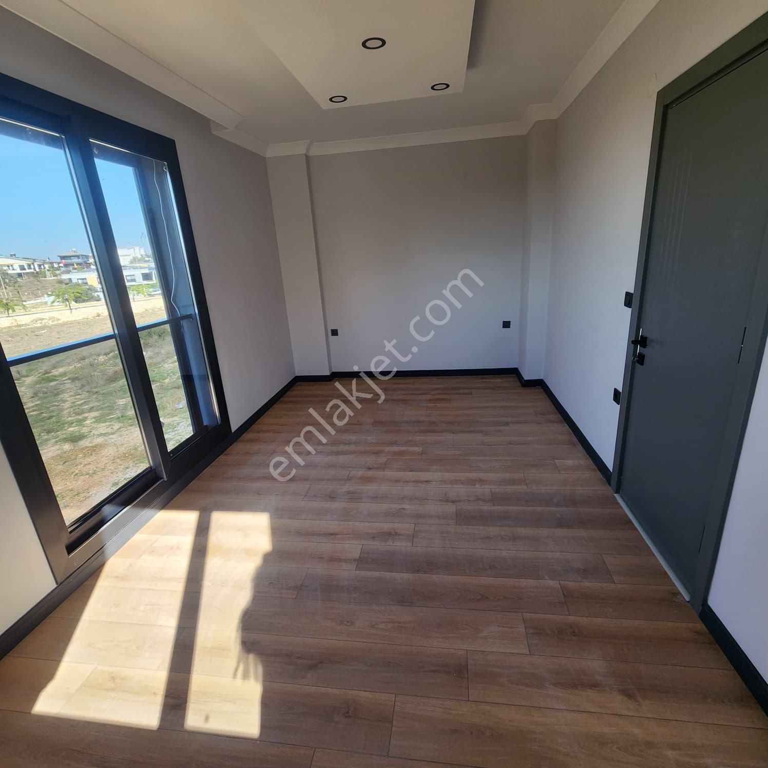 Didimde Tam Müstakil 3+1 Ayrı Mutfaklı Havuzlu ,garajlı Villa - Görsel 9