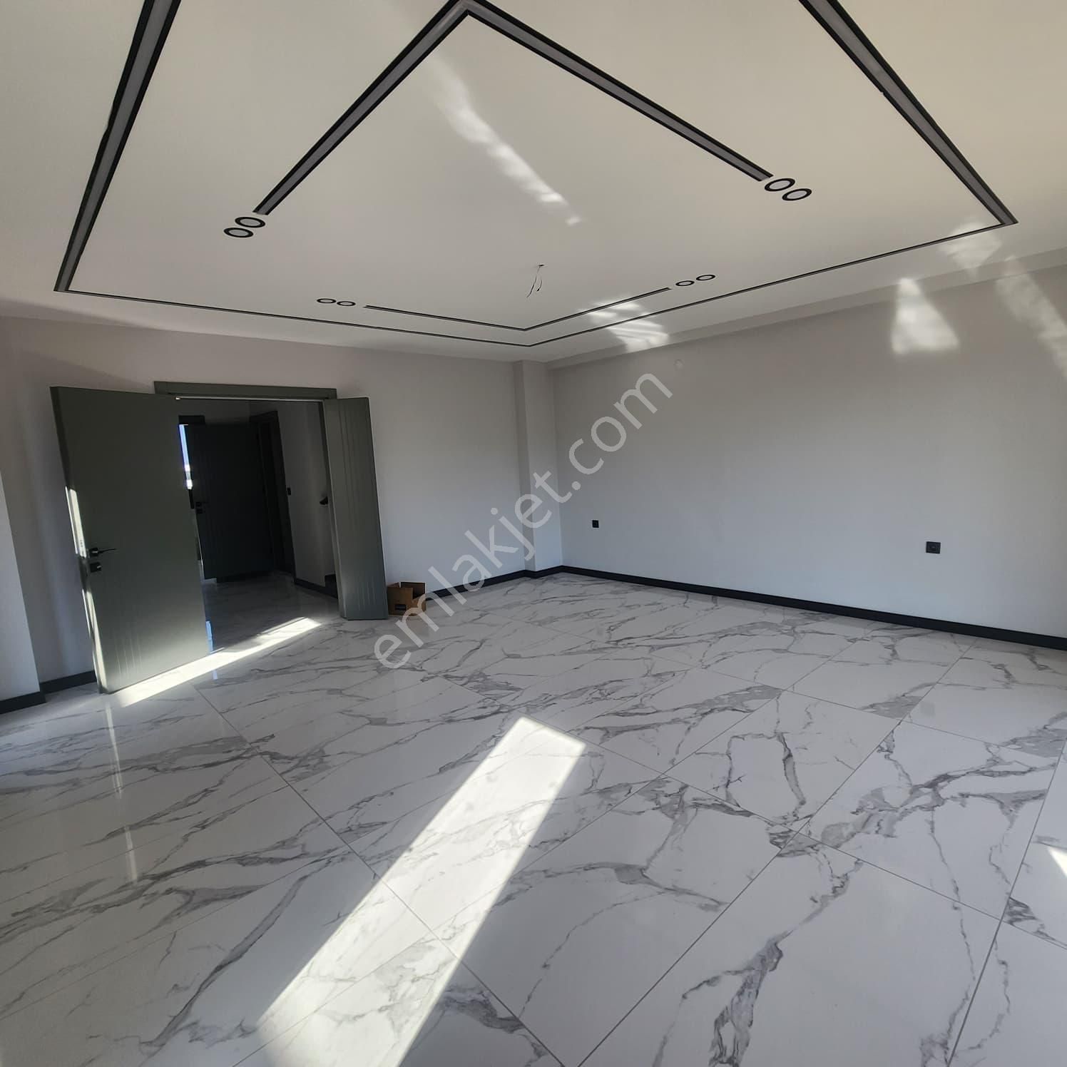 Didimde Tam Müstakil 3+1 Ayrı Mutfaklı Havuzlu ,garajlı Villa - Görsel 4