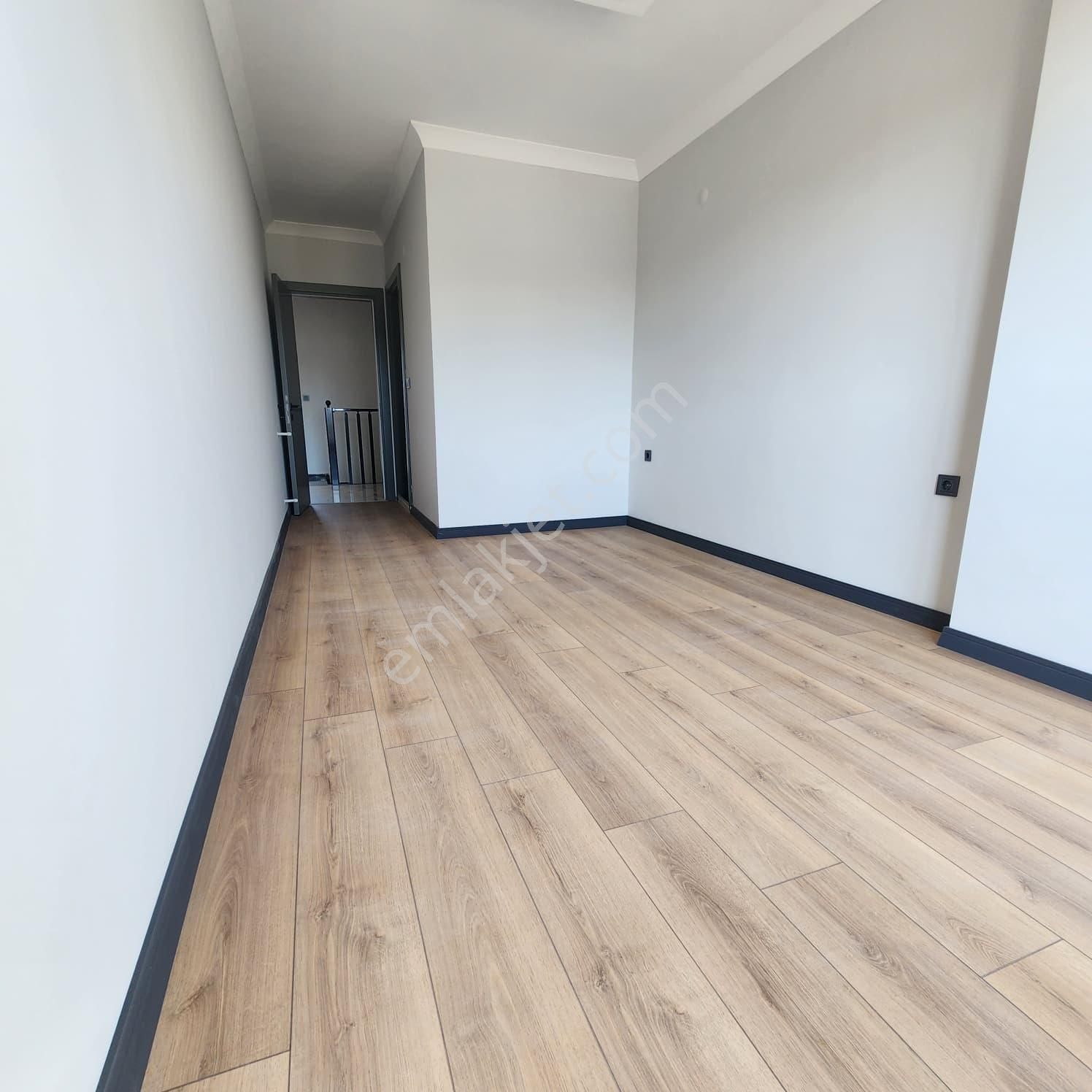 Didimde Tam Müstakil 3+1 Ayrı Mutfaklı Havuzlu ,garajlı Villa - Görsel 12