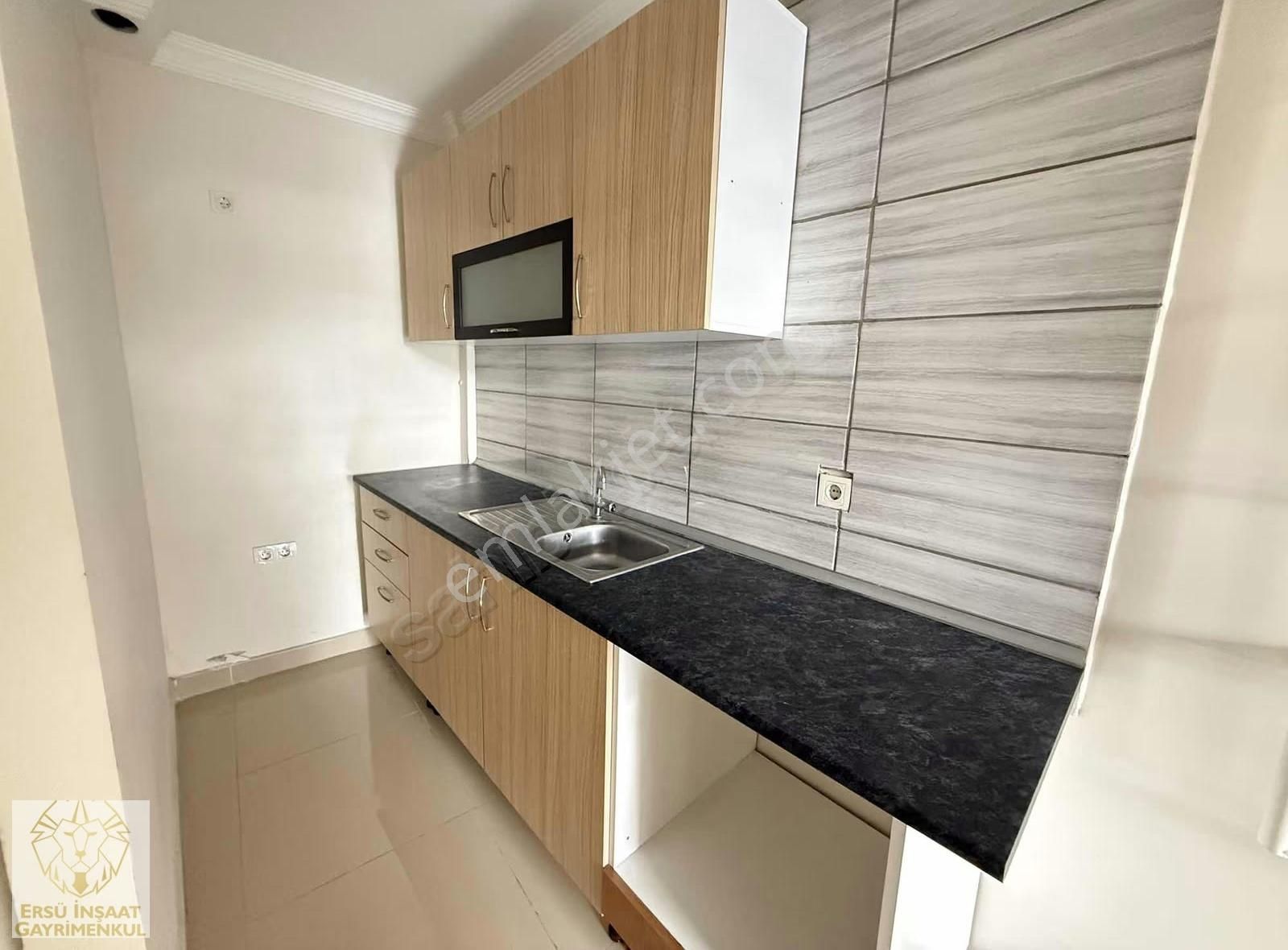Ersü'den Acil Satılık Göztepe Metro Yakını 1+1 Daire - Görsel 10