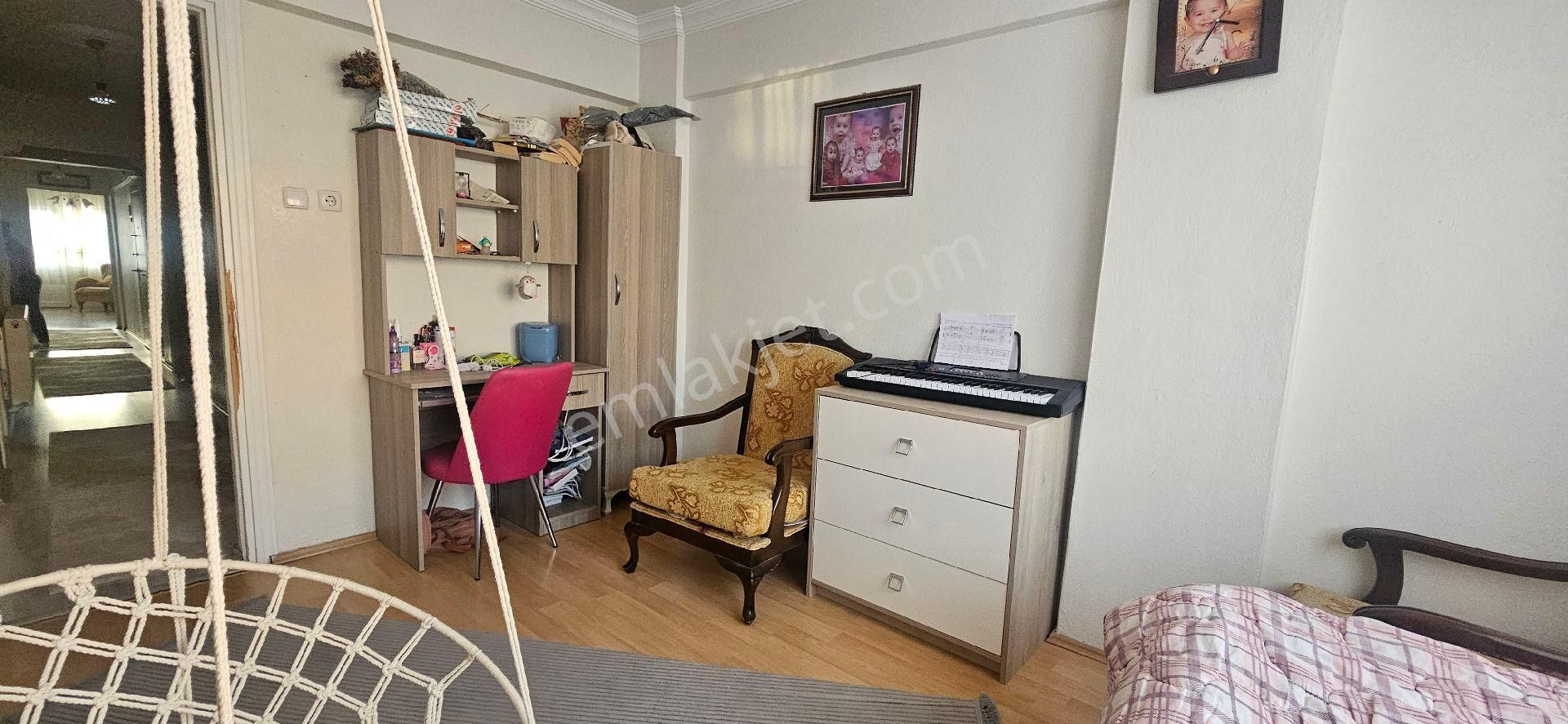 İnönü Mahallesinde 3+1 Doğalgazlı 160 M 4.kat Satılık Daire - Görsel 23