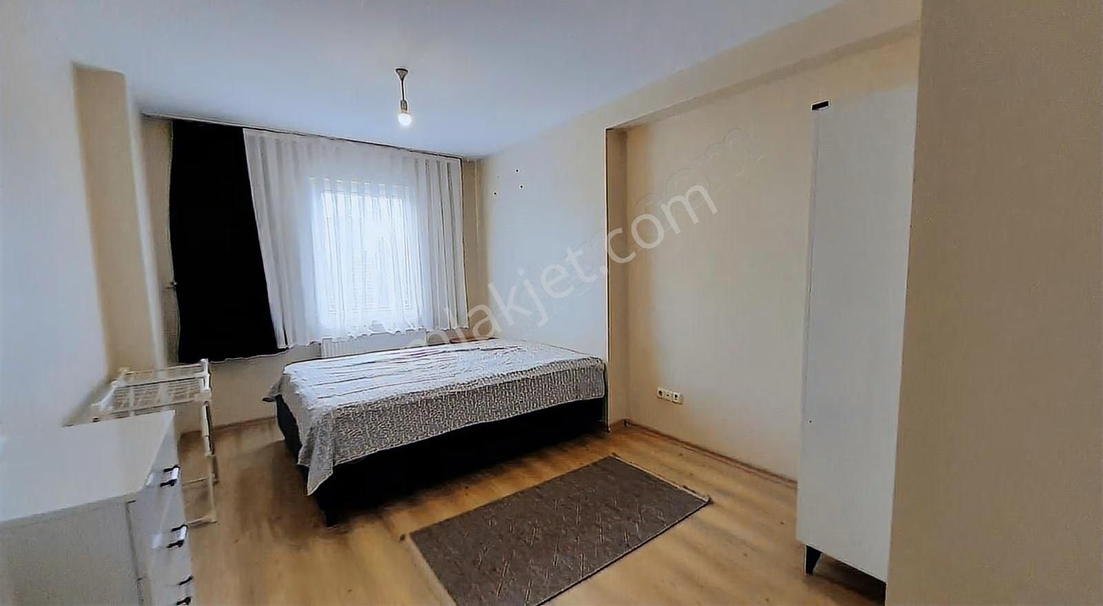 Ataşehir Hastaneler Bölgesinde Güvenlikli Sitede Ful Eşyalı 1+1 - Görsel 10