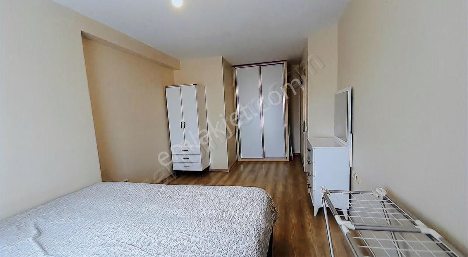 Ataşehir Hastaneler Bölgesinde Güvenlikli Sitede Ful Eşyalı 1+1 - Görsel 2