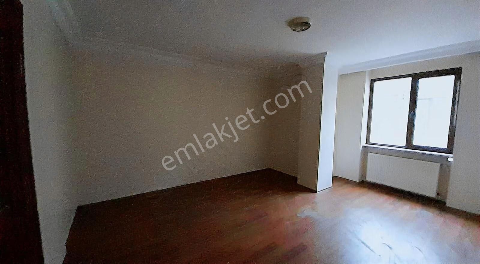 Ataşehir Adıgüzel Üniv. Karşısında Az Katlı Genç Sitede Dubleks - Görsel 5