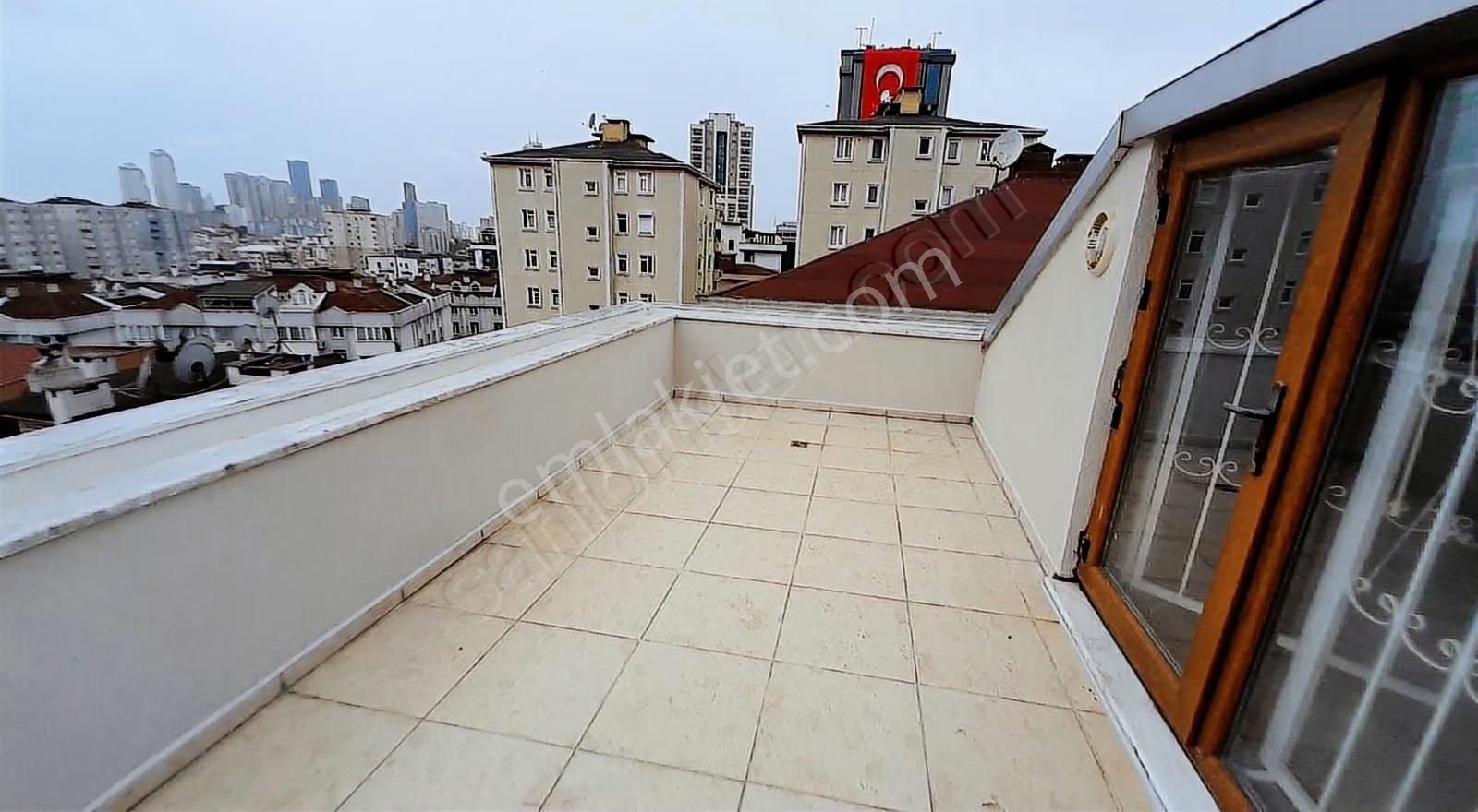 Ataşehir Adıgüzel Üniv. Karşısında Az Katlı Genç Sitede Dubleks - Görsel 31