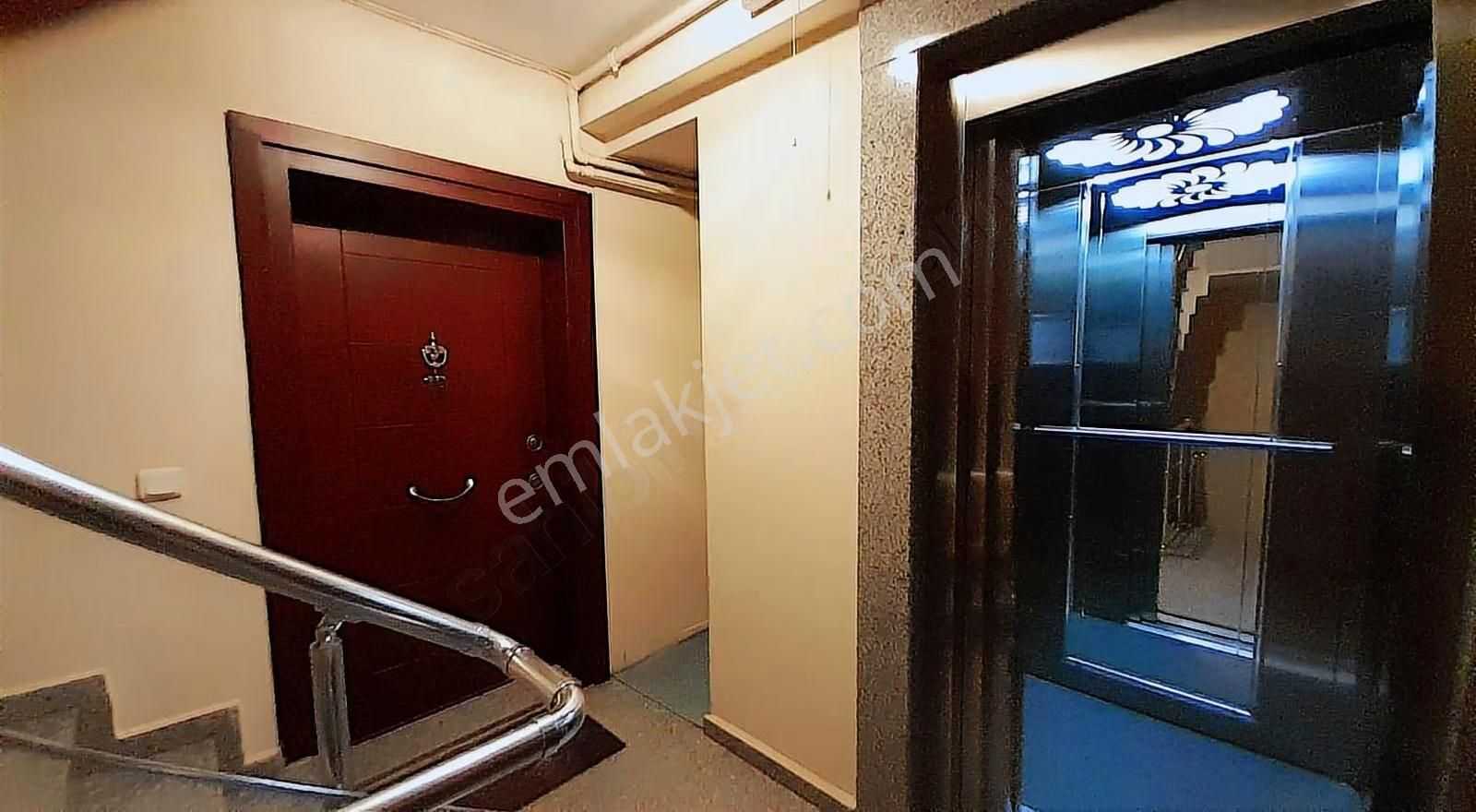 Ataşehir Adıgüzel Üniv. Karşısında Az Katlı Genç Sitede Dubleks - Görsel 34