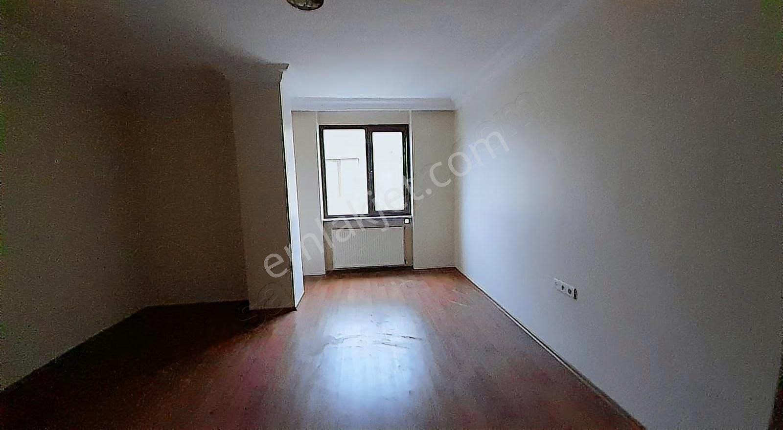 Ataşehir Adıgüzel Üniv. Karşısında Az Katlı Genç Sitede Dubleks - Görsel 33