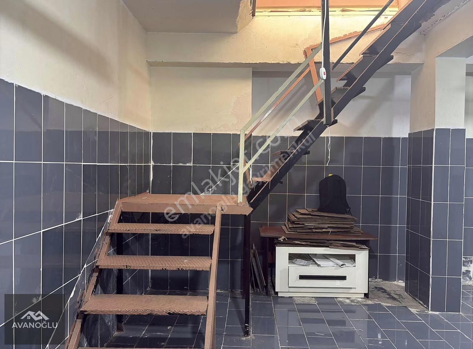 Fatih Koca Mustafapaşa Kiralık Depolu Dükkan - Görsel 2