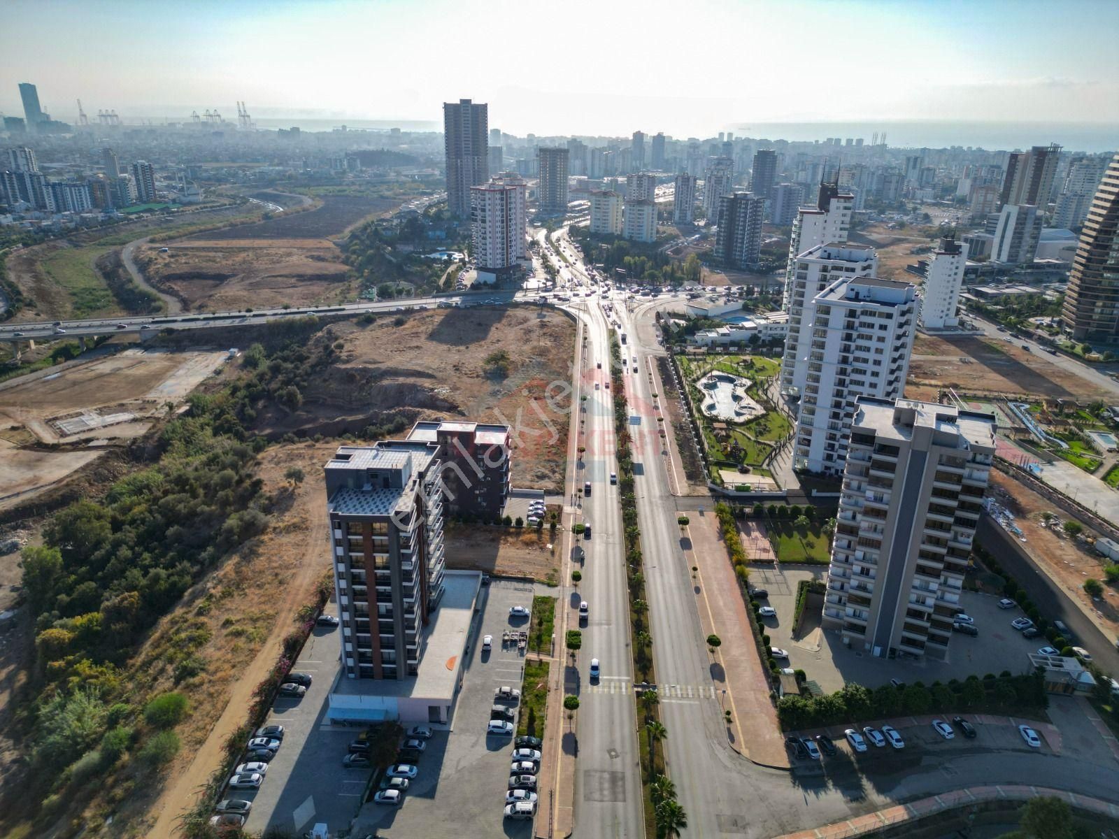 Üstünkent'ten Fuat Morel'de 2+1 Satılık Modern Daire - Görsel 3