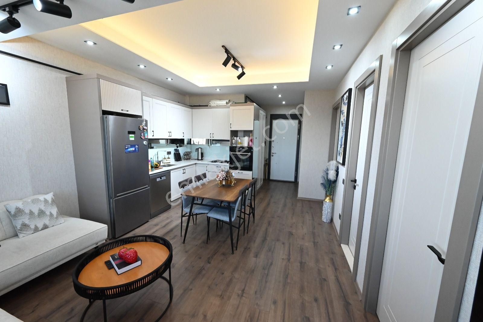 Üstünkent'ten Fuat Morel'de 2+1 Satılık Modern Daire - Görsel 13