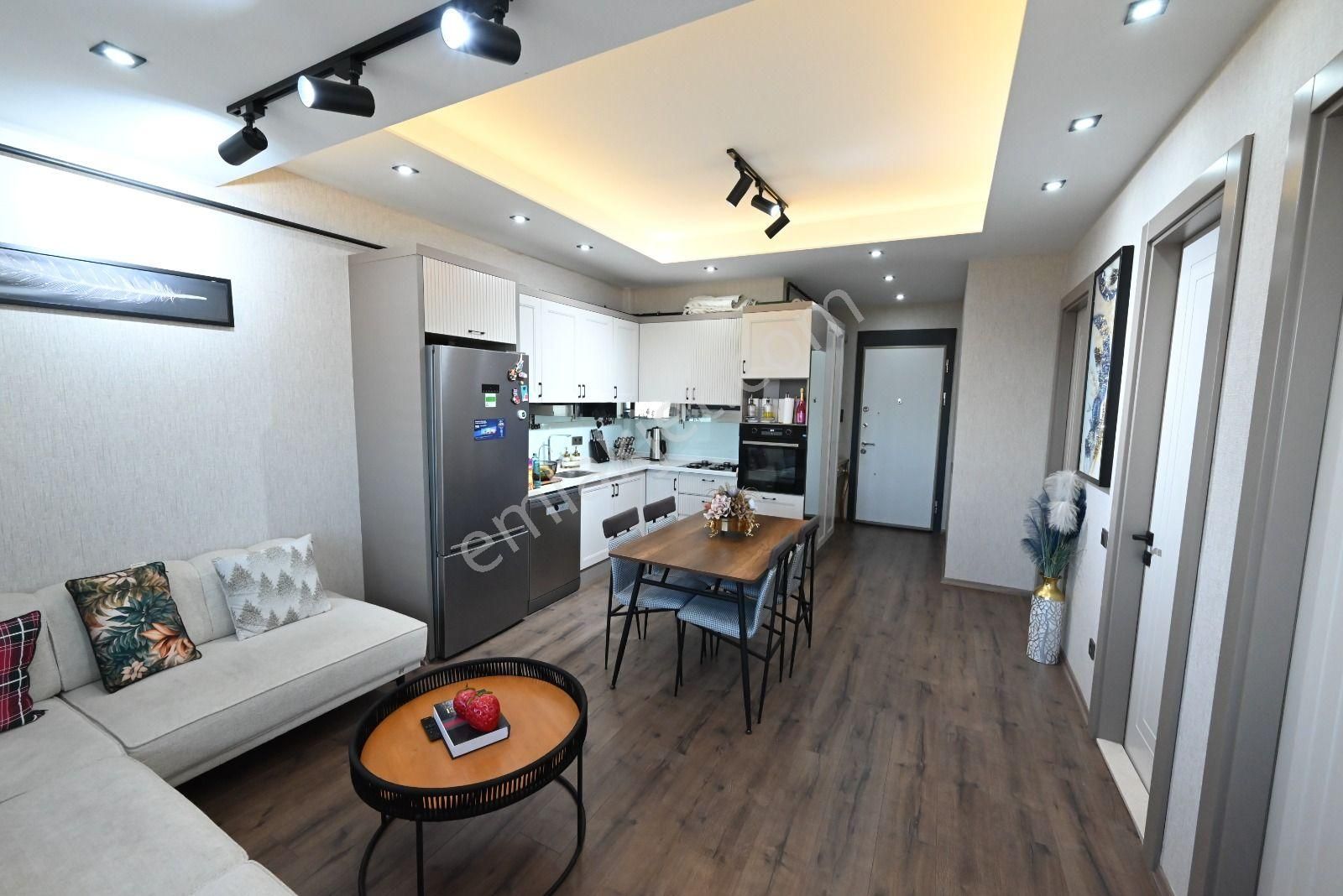 Üstünkent'ten Fuat Morel'de 2+1 Satılık Modern Daire - Görsel 5