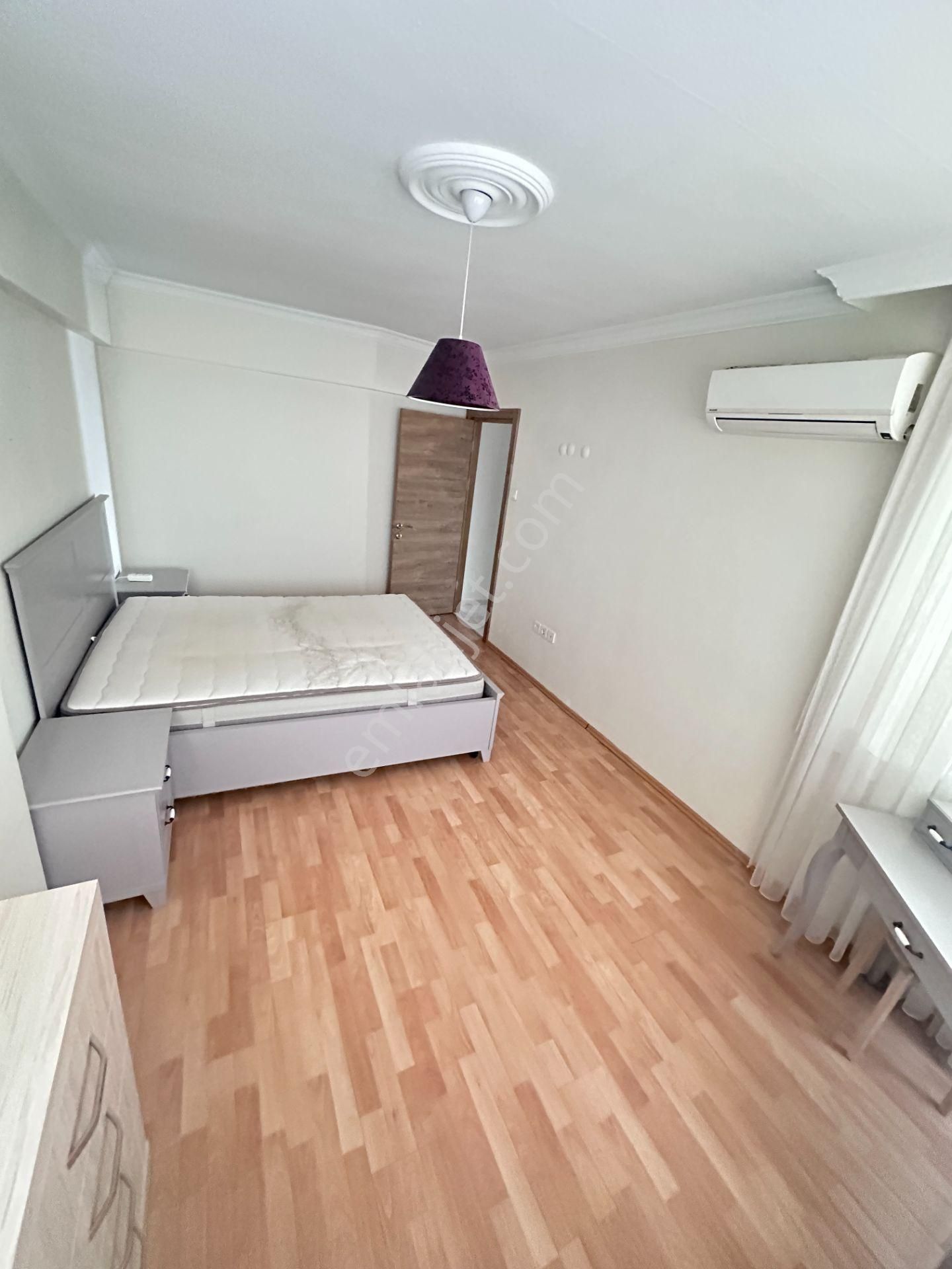 Mert Uçar'dan Kiralık Karşıyaka Da Boş Ara Kat Daire - Görsel 29