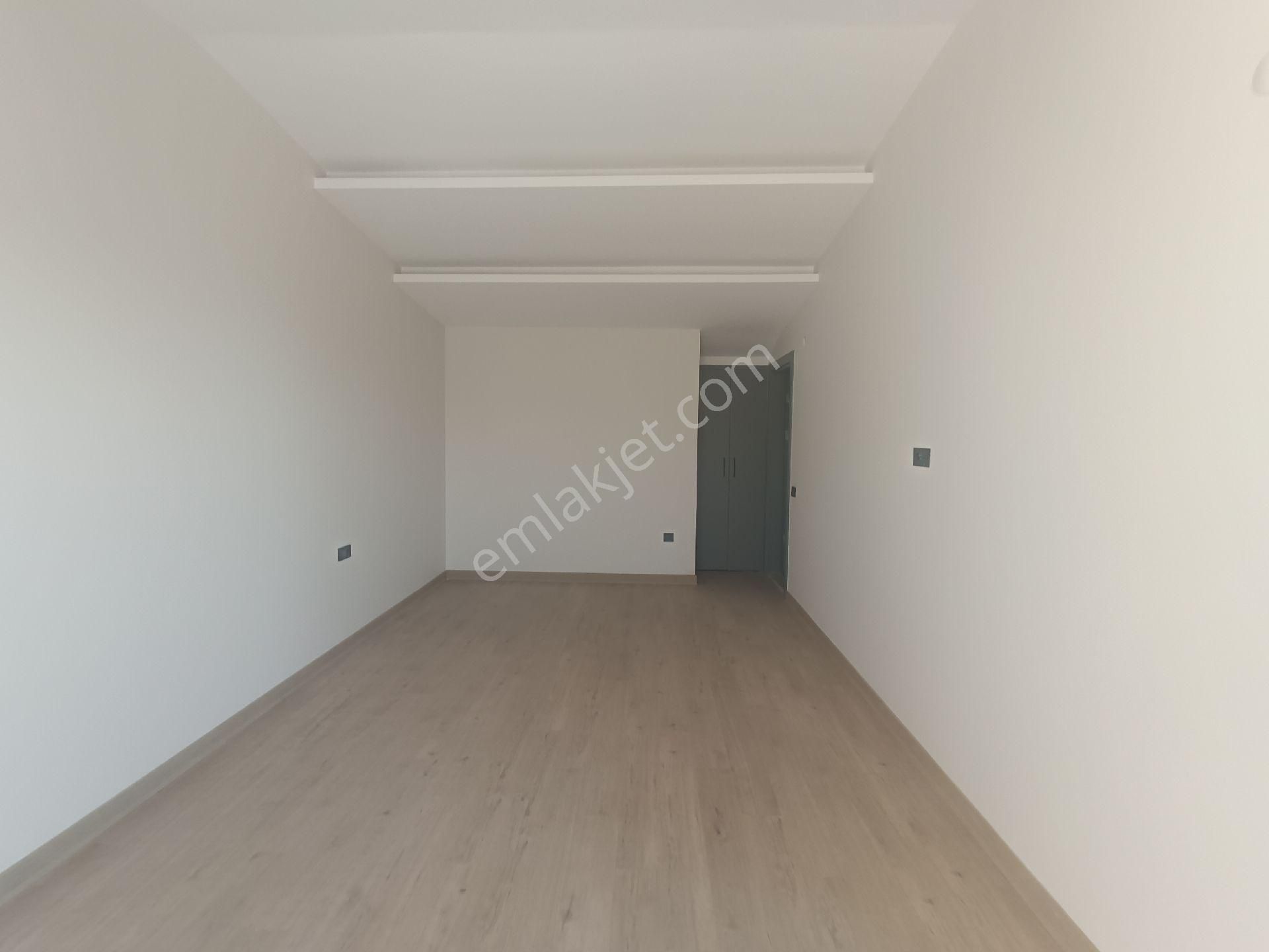 Kuşadası Merkezde Satılık 4+1 Dublex Daire - Görsel 16