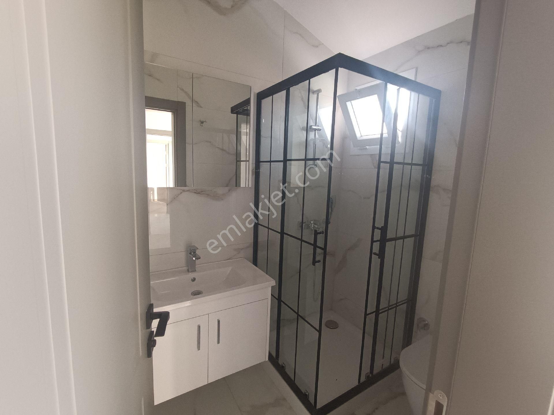 Kuşadası Merkezde Satılık 4+1 Dublex Daire - Görsel 14