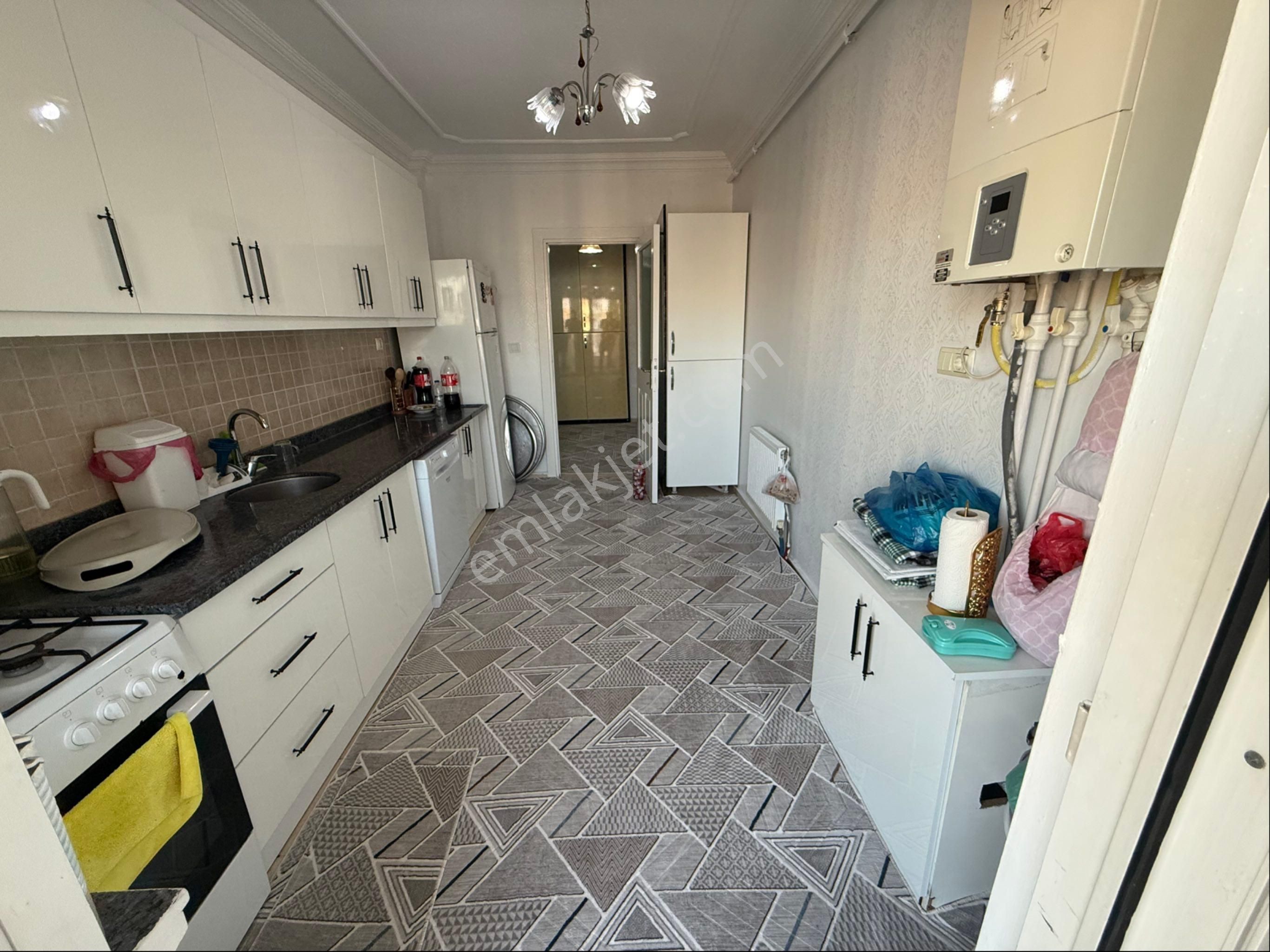 Kare’den Seyrantepe C Bloklarda Bakımlı 3+1 Daire. - Görsel 10