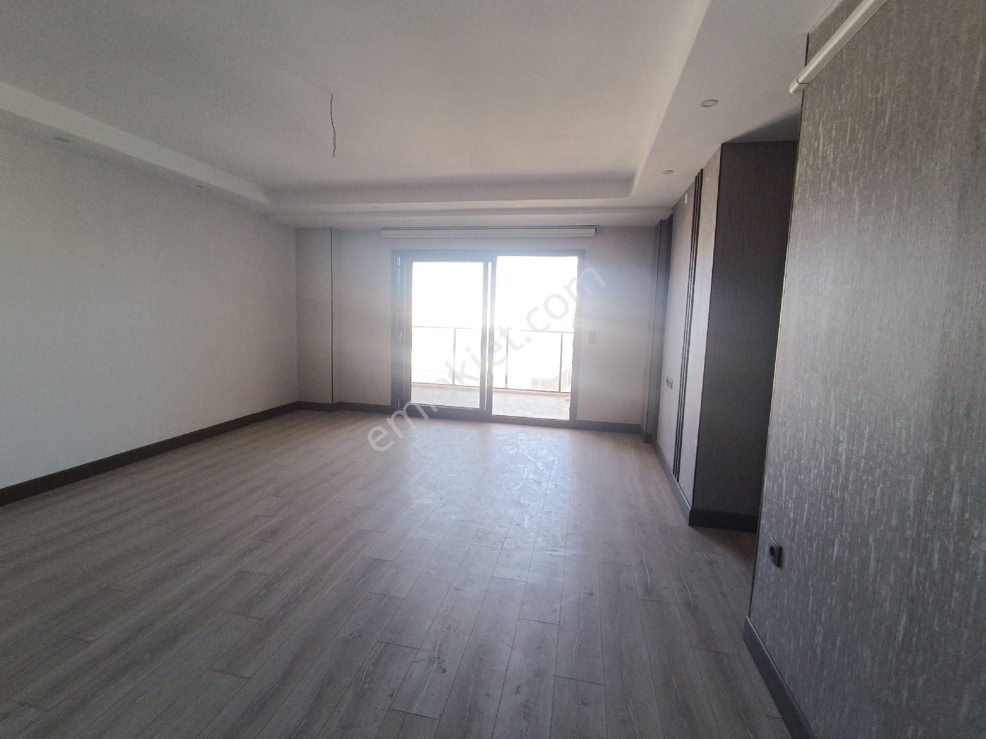 Kuşadası Merkezde 2+1 3+1 Sıfır Daireler - Görsel 24