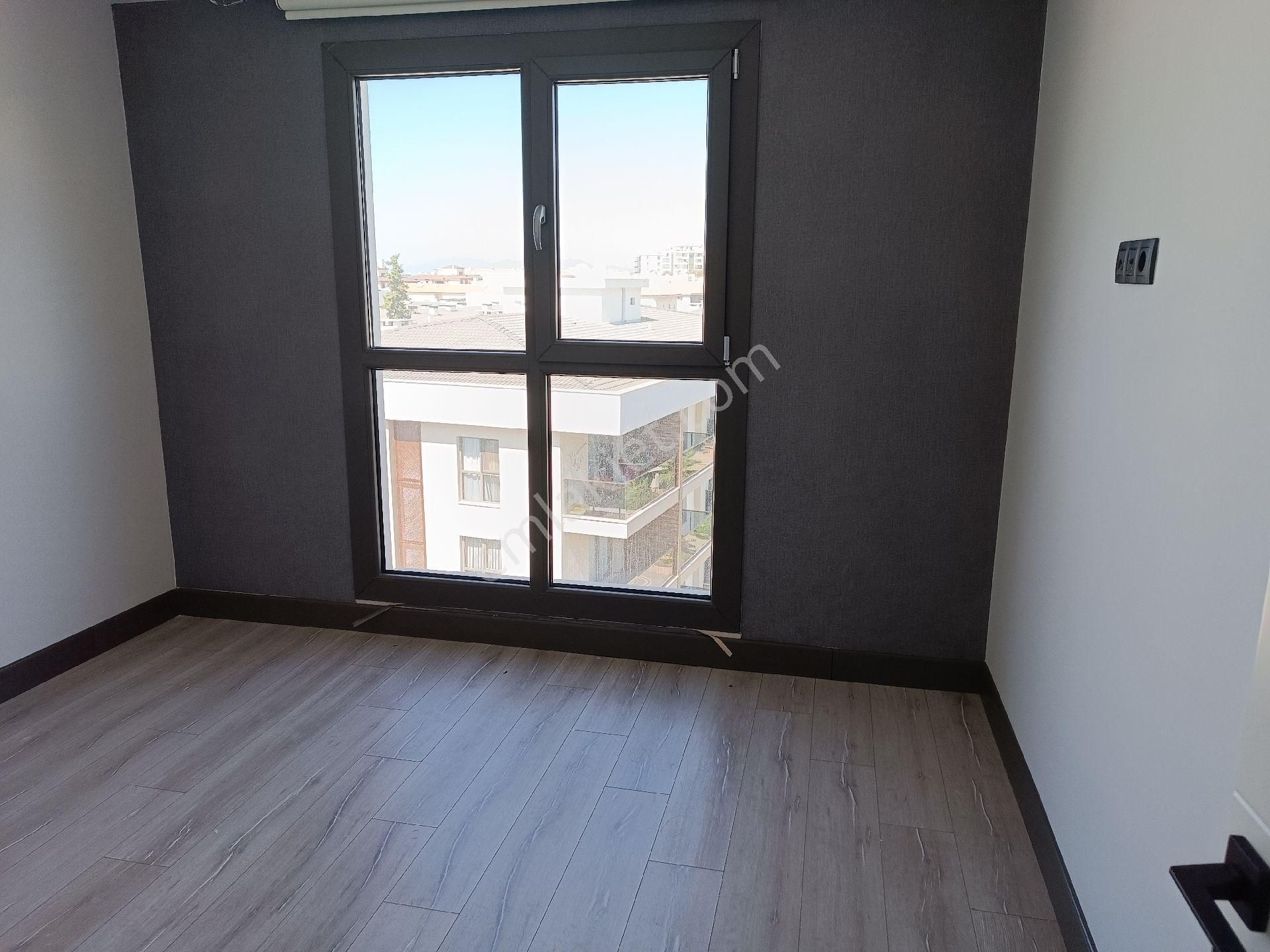 Kuşadası Merkezde 2+1 3+1 Sıfır Daireler - Görsel 16