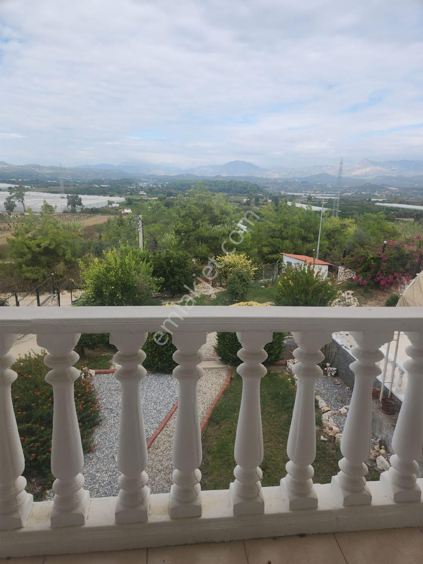 1 Dönüm Arsa İçerisinde Satılık Muhteşem Bir Villa Bu Fırsat Kaçmaz - Görsel 12