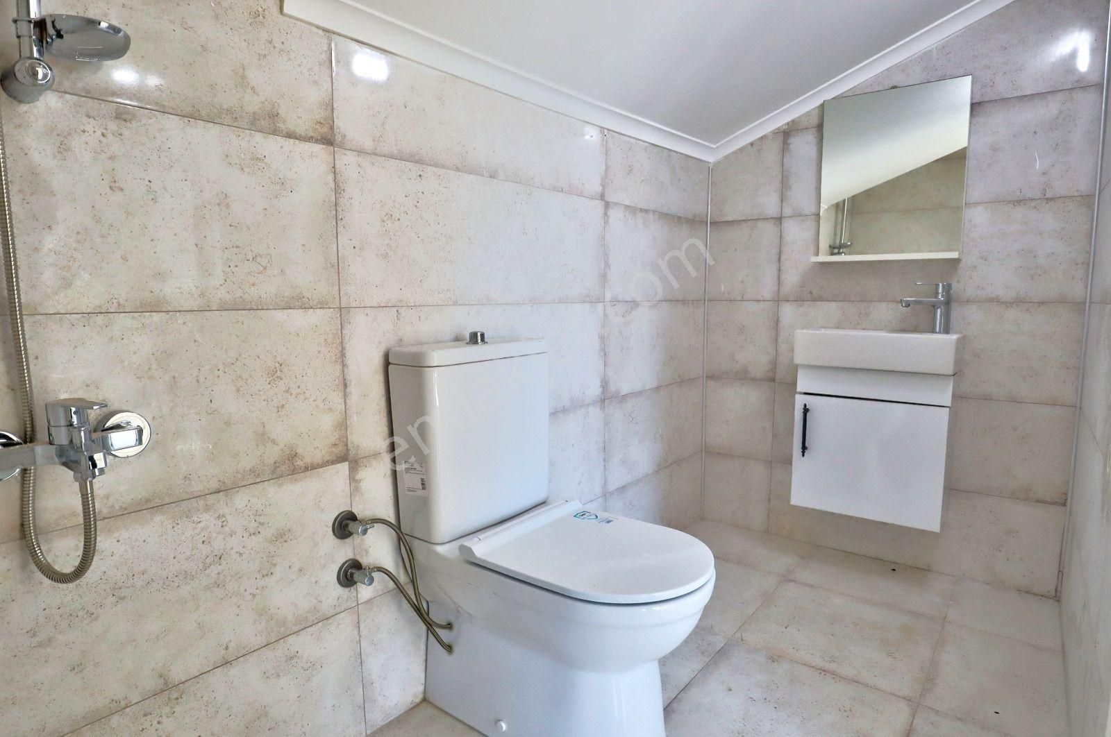 Deniz Manzaralı-plaja 100 Met. Tam Müstakil 4+1 Sıfır Lüks Villa - Görsel 20