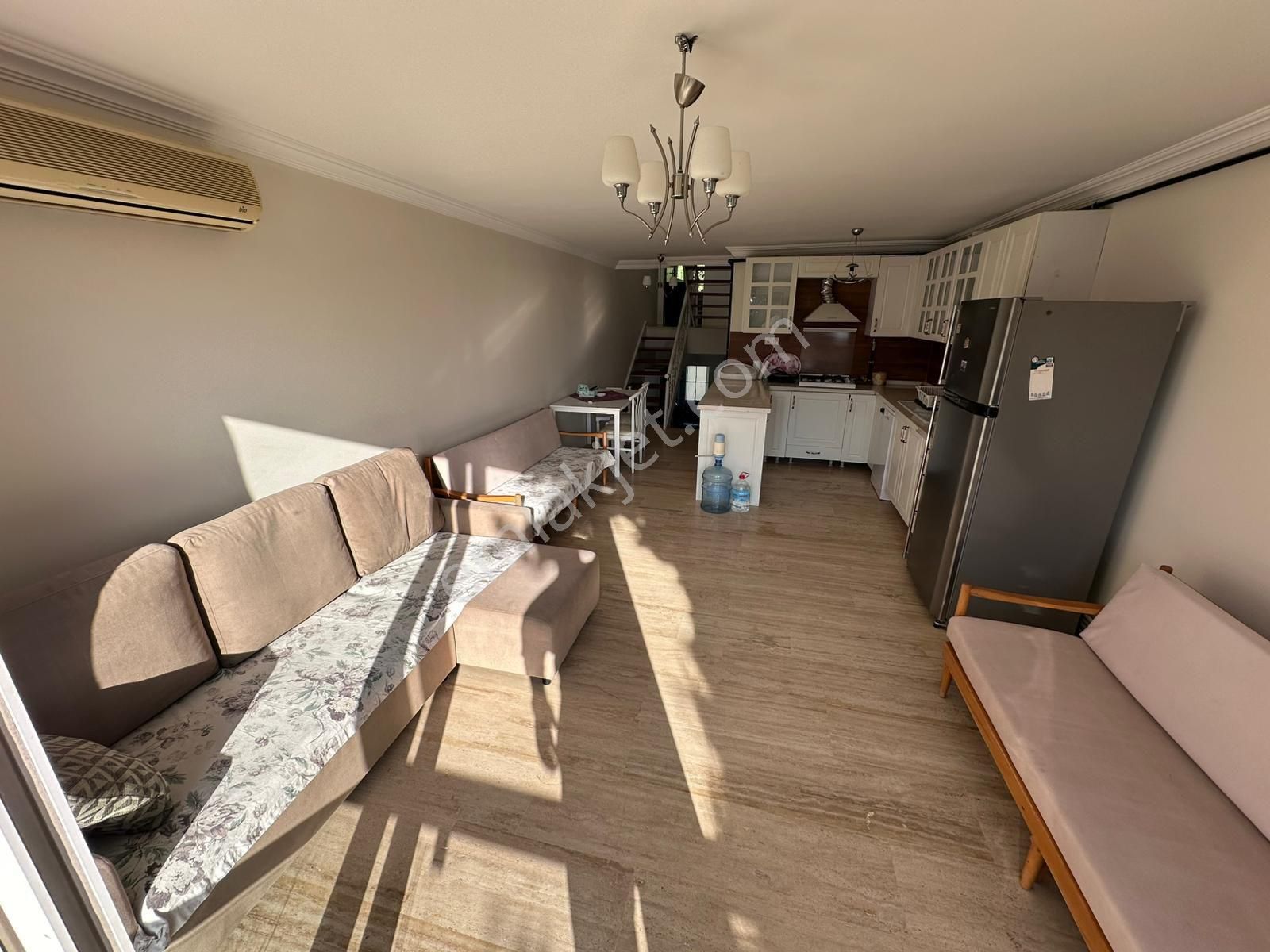 Kuşadası Kadınlar Denizi Plaja 300m Havuzlu Site 4+1 Doğalgazlı Manzaralı Satılık Villa - Görsel 11